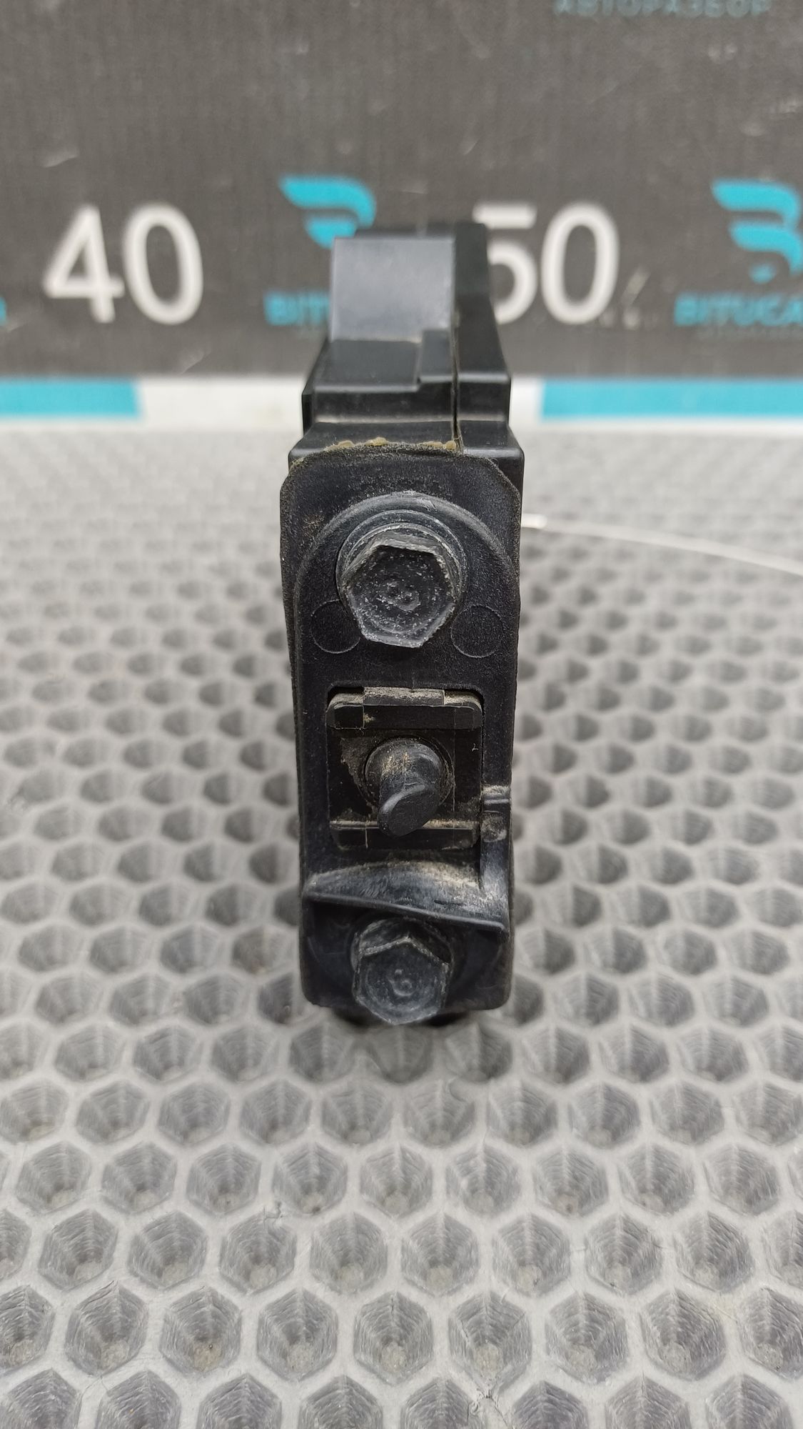 Б/У Замок лючка бензобака Kia Optima 4 JF (G4KJ) 2.4L AT 2019 GT-Line, 1790 рублей, Краснодар