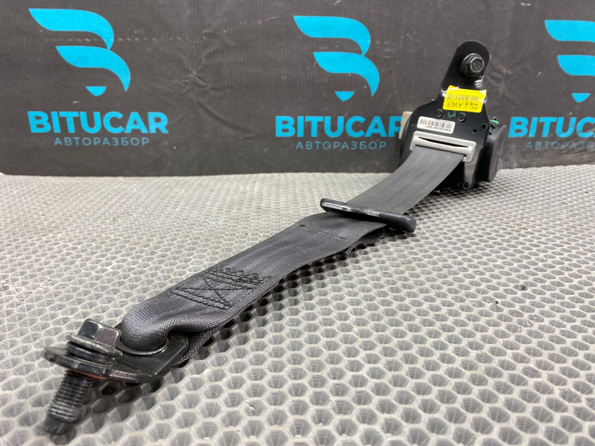 https://ycs.partsauto.market/partsauto-images/thmbs/userImages/c8f07ba63eb5b2f0f6006ea854bf8f7d/part/ee8ab71a-78b7-4f56-bf1a-322bc2a25dd4_1777548622237.jpg
