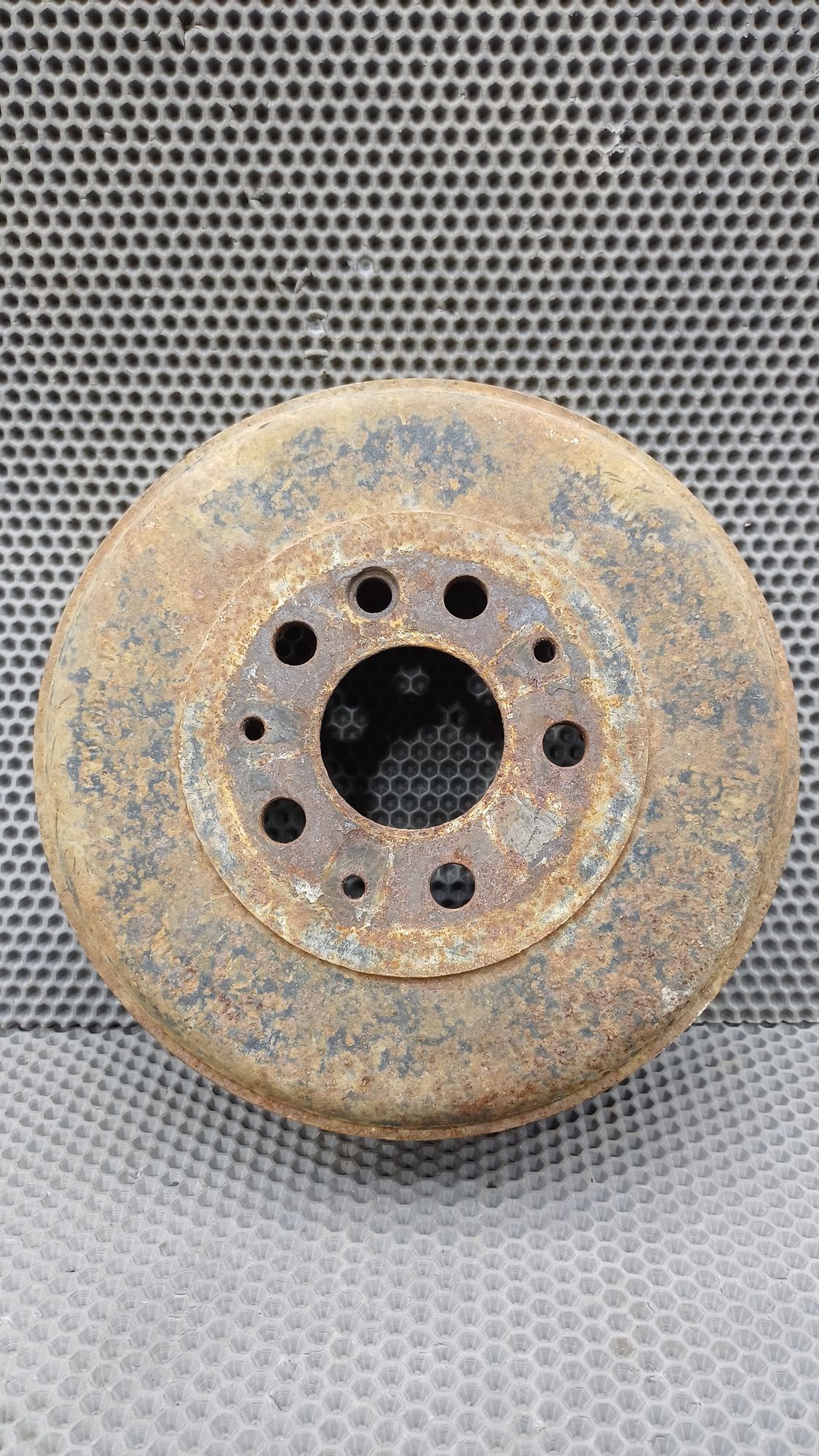 https://ycs.partsauto.market/partsauto-images/thmbs/userImages/c8f07ba63eb5b2f0f6006ea854bf8f7d/part/ef8e7abb-4b66-4290-aa14-4f22a04ead6d_1774261711414.jpg