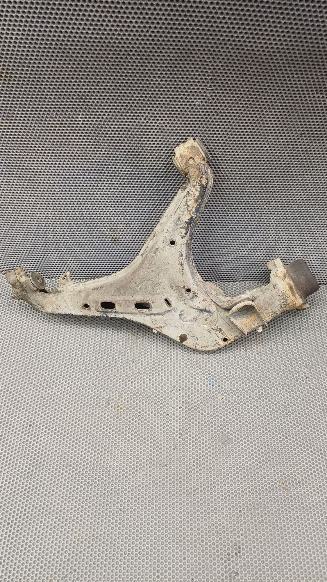 https://ycs.partsauto.market/partsauto-images/thmbs/userImages/c8f07ba63eb5b2f0f6006ea854bf8f7d/part/f166d5e6-4e36-4adc-ae26-1645472761a3_1774349068428.jpg
