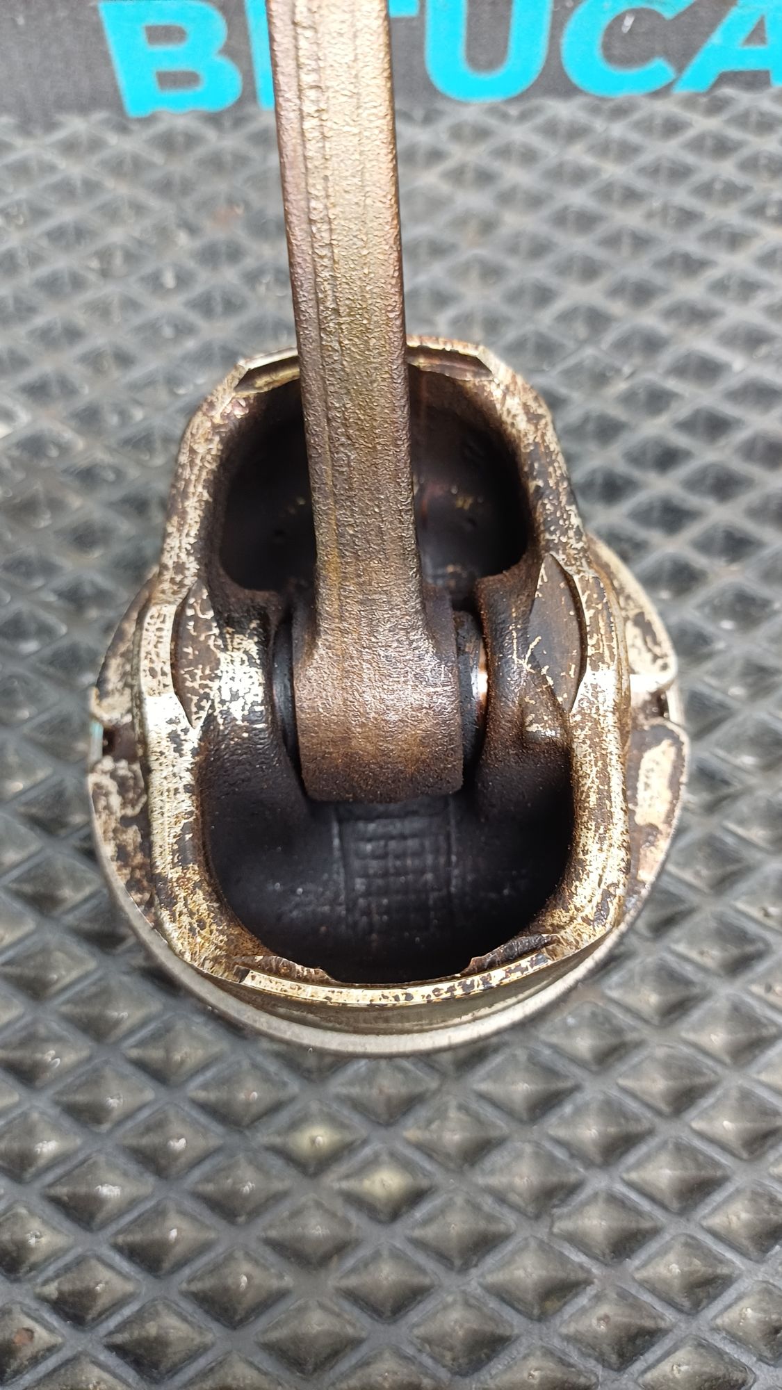 https://ycs.partsauto.market/partsauto-images/thmbs/userImages/c8f07ba63eb5b2f0f6006ea854bf8f7d/part/f1d473b6-b972-4de4-a169-7ec3ad98396c_1777196964963.jpg