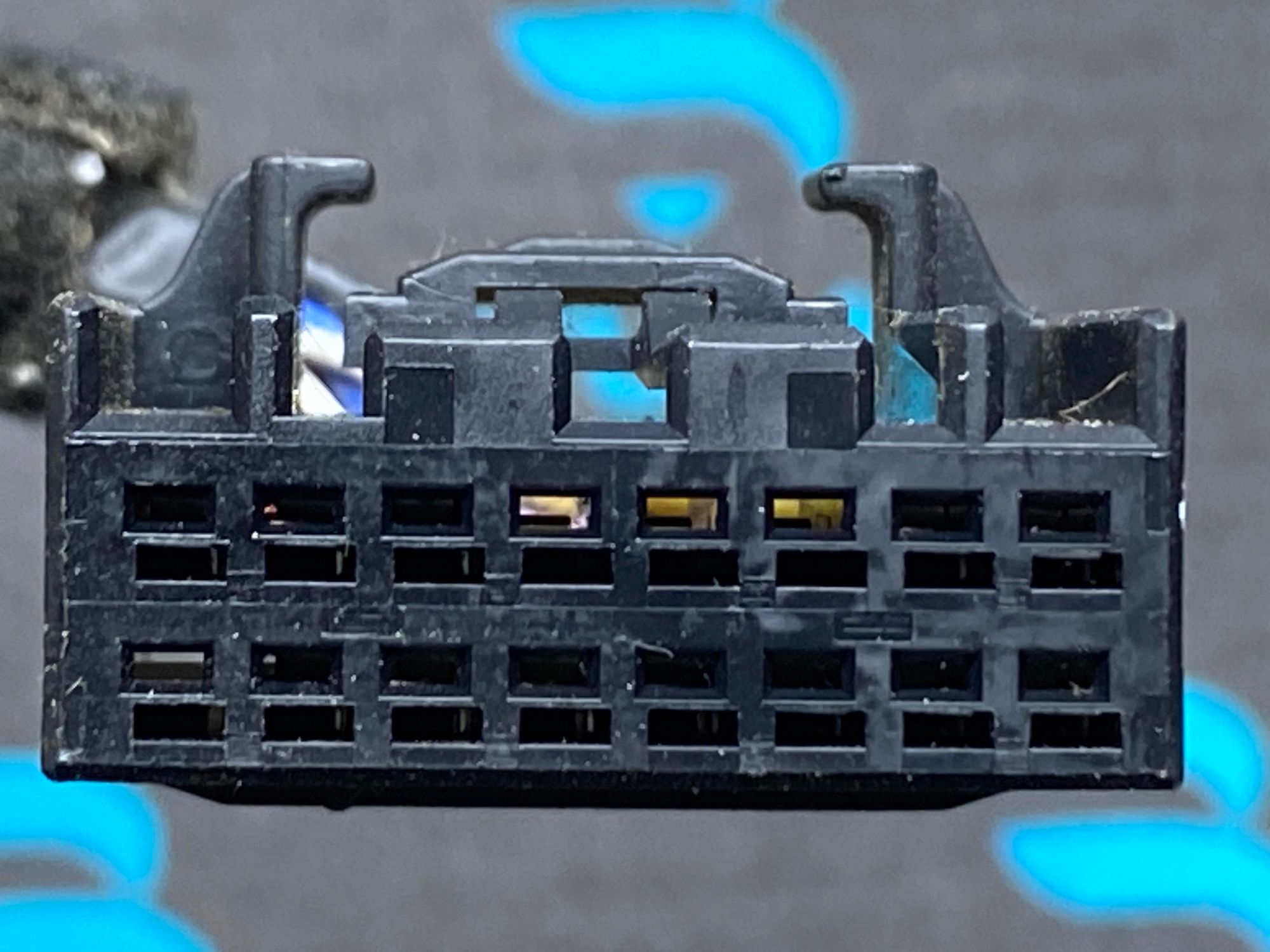 https://ycs.partsauto.market/partsauto-images/thmbs/userImages/c8f07ba63eb5b2f0f6006ea854bf8f7d/part/f37a9384-24b7-442f-ae3f-7087e4cfe13d_1777718258658.jpg