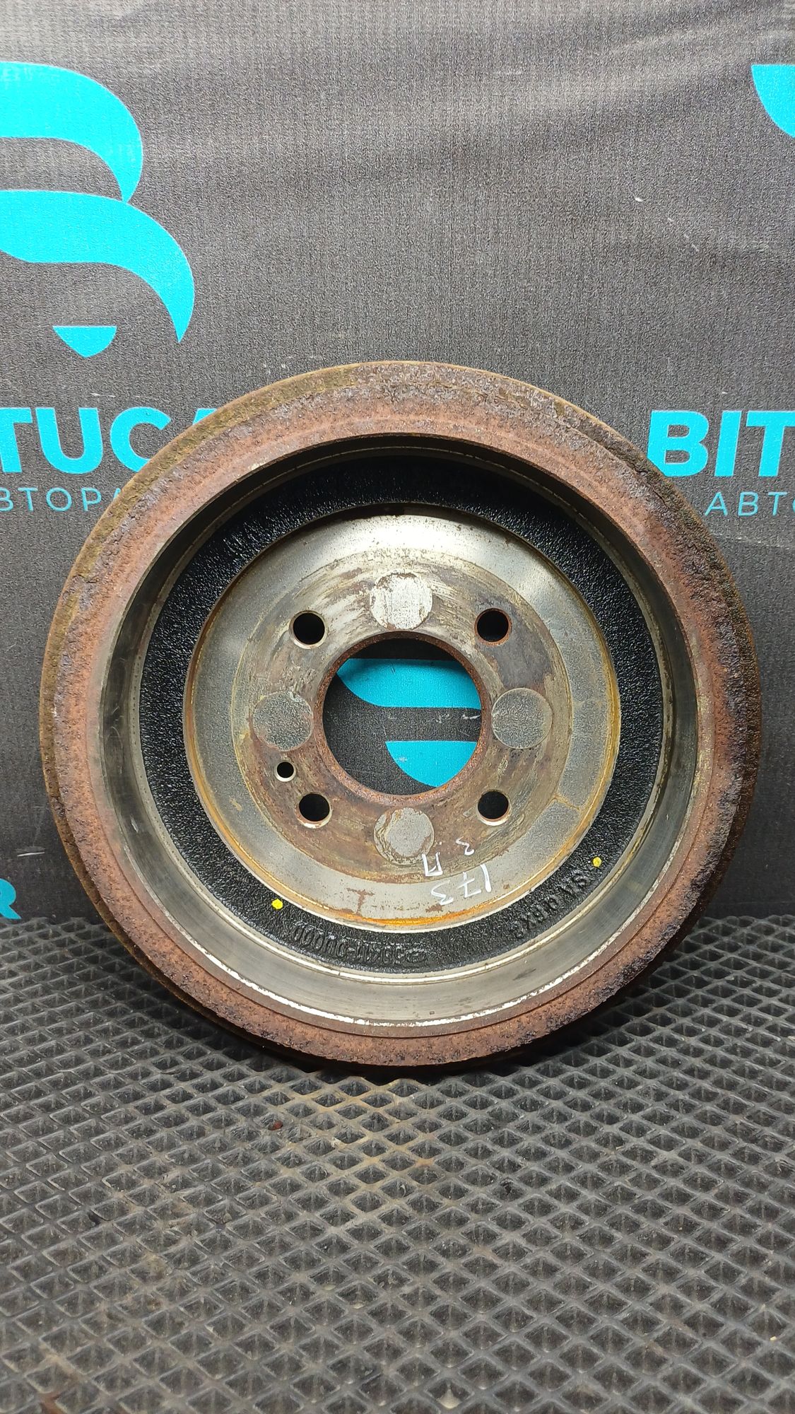 https://ycs.partsauto.market/partsauto-images/thmbs/userImages/c8f07ba63eb5b2f0f6006ea854bf8f7d/part/f3de63c8-083f-4ee7-8f97-9786e80c31c3_1777105582193.jpg