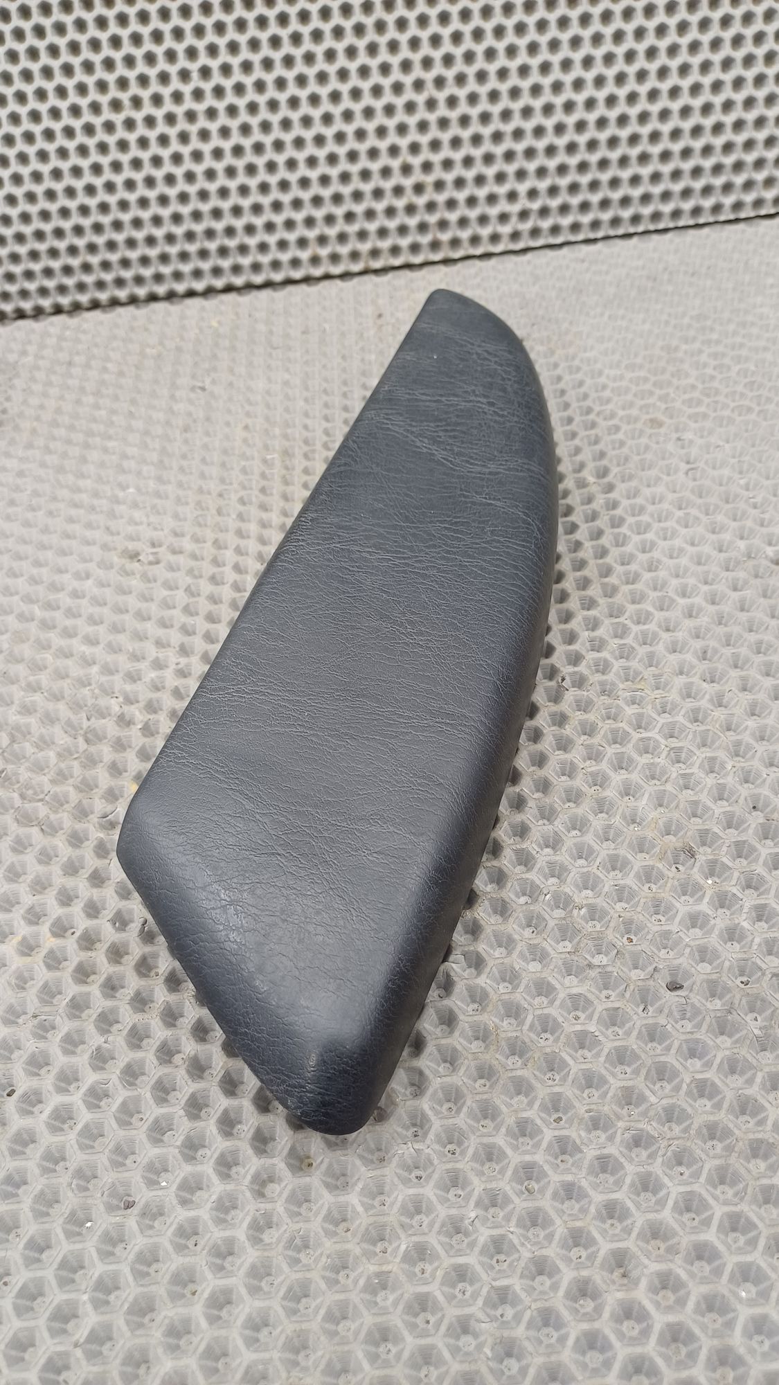 https://ycs.partsauto.market/partsauto-images/thmbs/userImages/c8f07ba63eb5b2f0f6006ea854bf8f7d/part/f4497180-8b12-4187-ae70-f645d5be1e0f_1774343044688.jpg