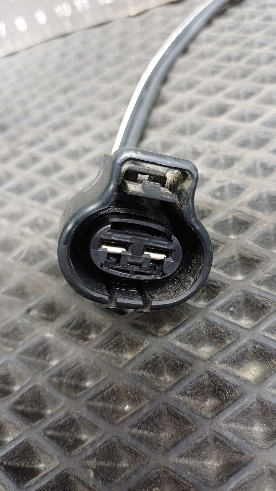 https://ycs.partsauto.market/partsauto-images/thmbs/userImages/c8f07ba63eb5b2f0f6006ea854bf8f7d/part/f47c6220-6943-4836-857f-3846ec40cc68_1777535031284.jpg