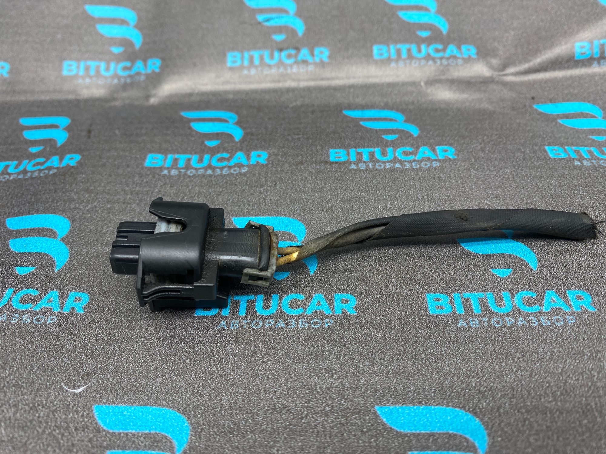 https://ycs.partsauto.market/partsauto-images/thmbs/userImages/c8f07ba63eb5b2f0f6006ea854bf8f7d/part/f64b2116-f034-48ed-a13b-4708ece9972c_1772183545292.jpg
