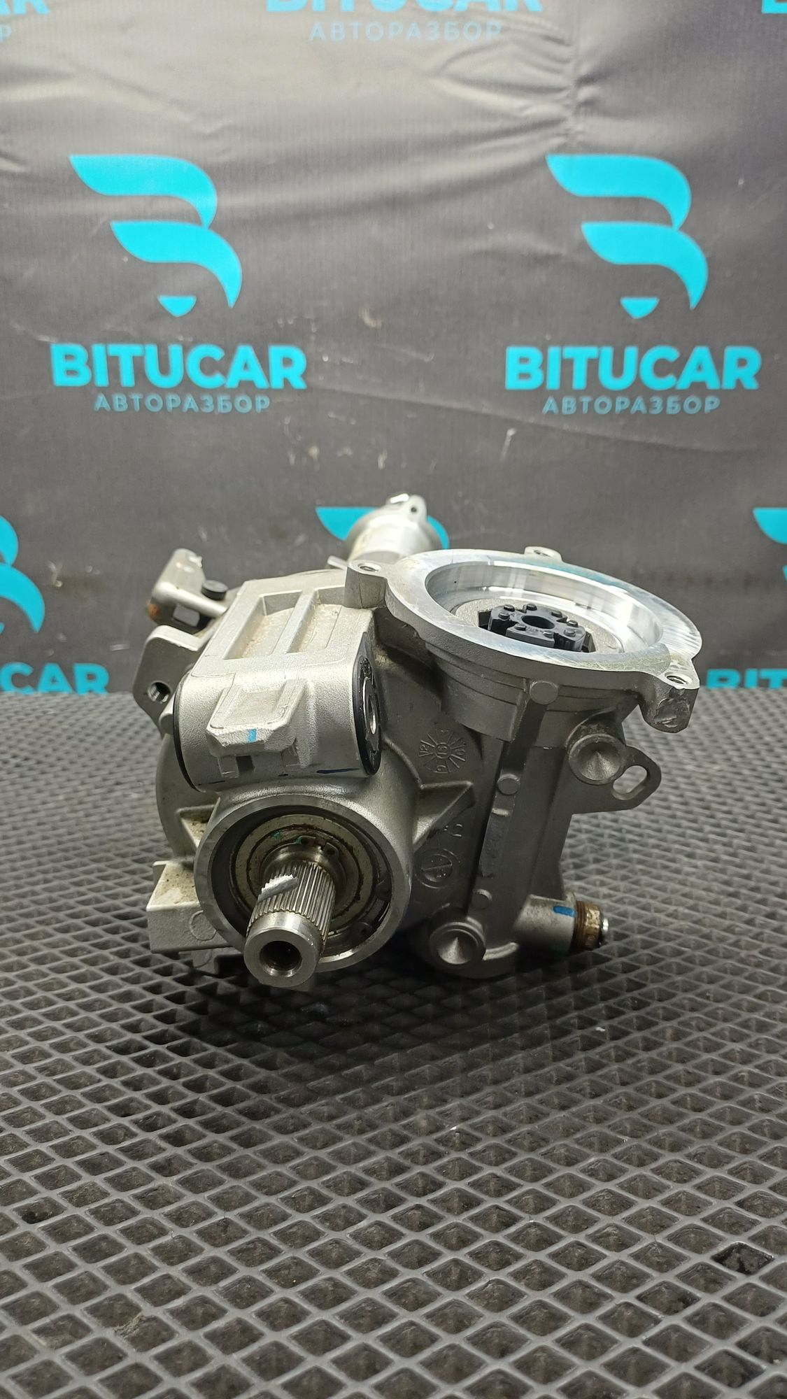 https://ycs.partsauto.market/partsauto-images/thmbs/userImages/c8f07ba63eb5b2f0f6006ea854bf8f7d/part/f734626f-91cb-4851-82b7-c573c2850847_1777282087467.jpg