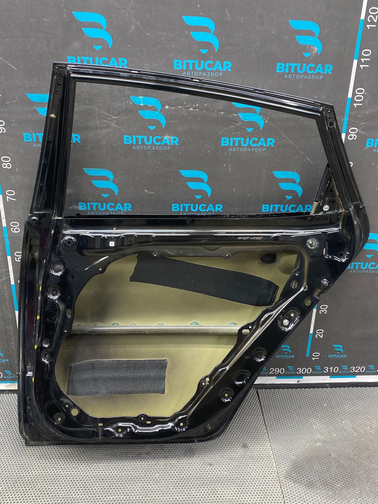 https://ycs.partsauto.market/partsauto-images/thmbs/userImages/c8f07ba63eb5b2f0f6006ea854bf8f7d/part/f815a114-4e62-4f87-8e35-b2b39f70c2fe_1777303297944.jpg