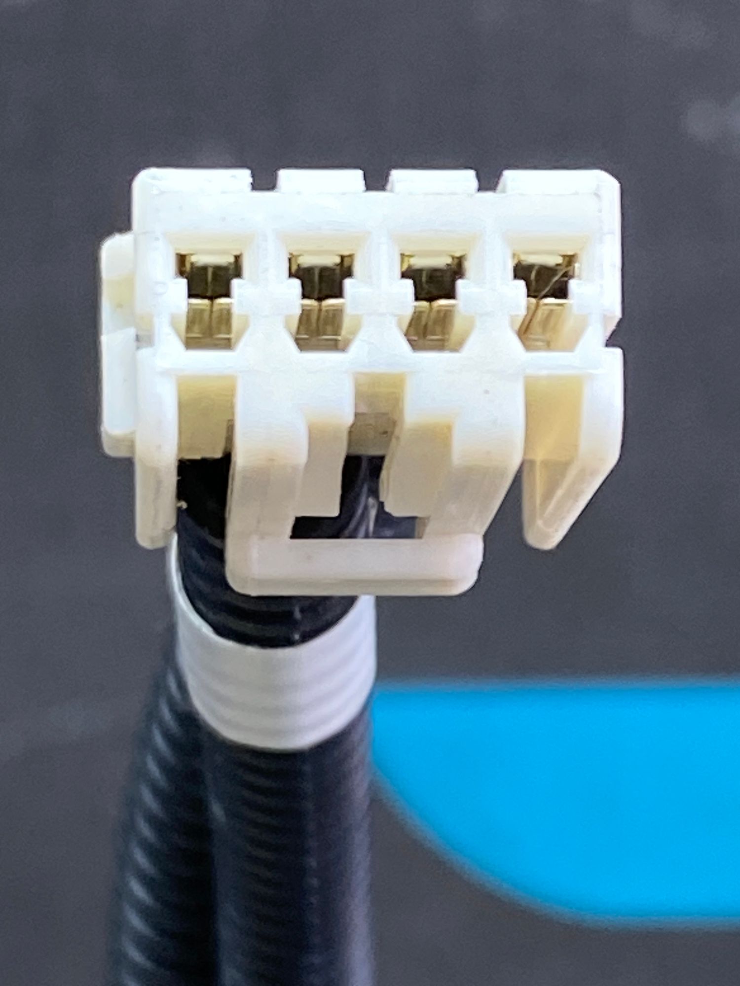 https://ycs.partsauto.market/partsauto-images/thmbs/userImages/c8f07ba63eb5b2f0f6006ea854bf8f7d/part/f88267fd-ea43-4ca3-b44b-743913159ad5_1777534930381.jpg