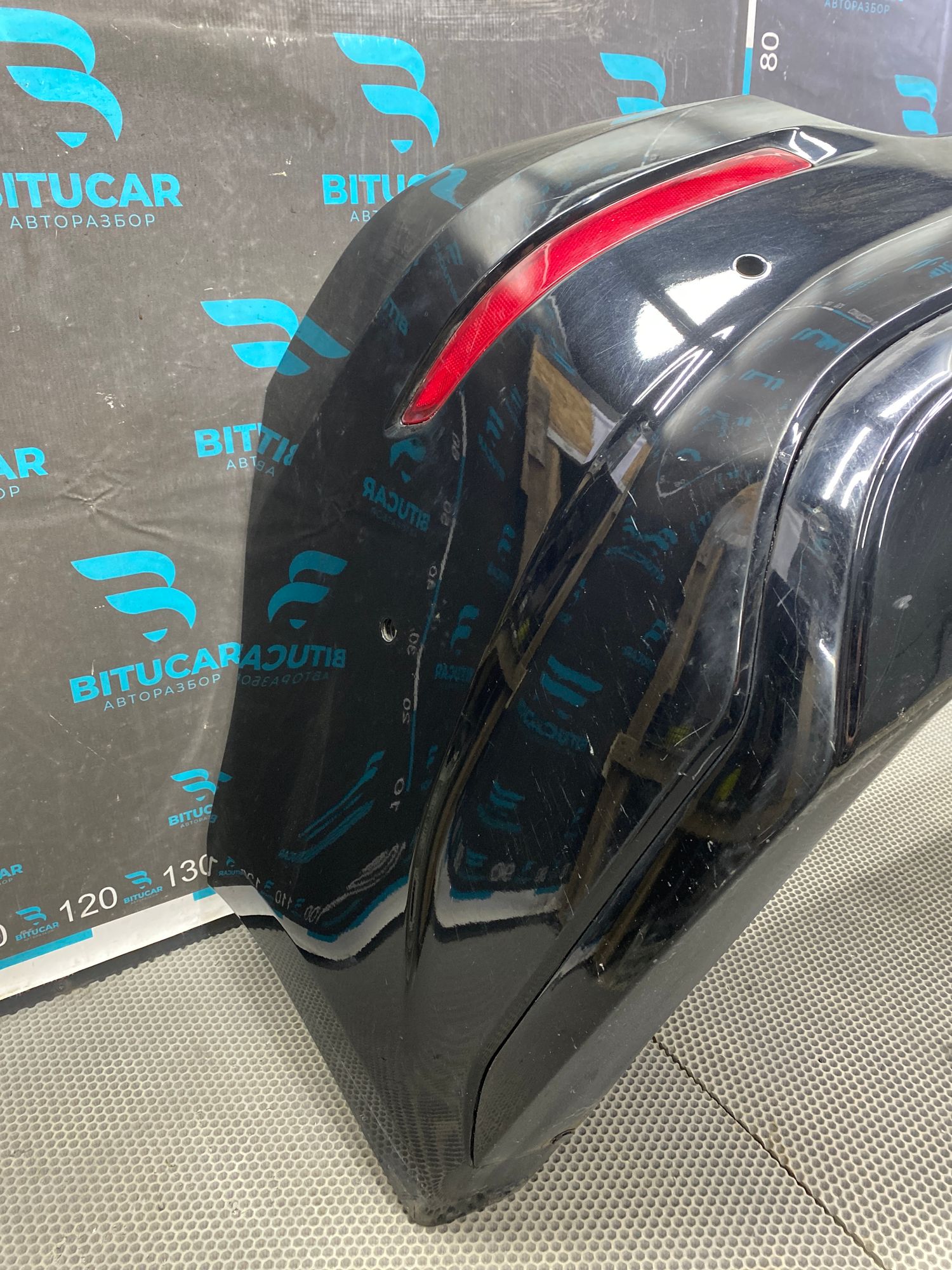 https://ycs.partsauto.market/partsauto-images/thmbs/userImages/c8f07ba63eb5b2f0f6006ea854bf8f7d/part/f8a6618d-0548-4392-84c9-e3d4a40a437b_1777367498883.jpg