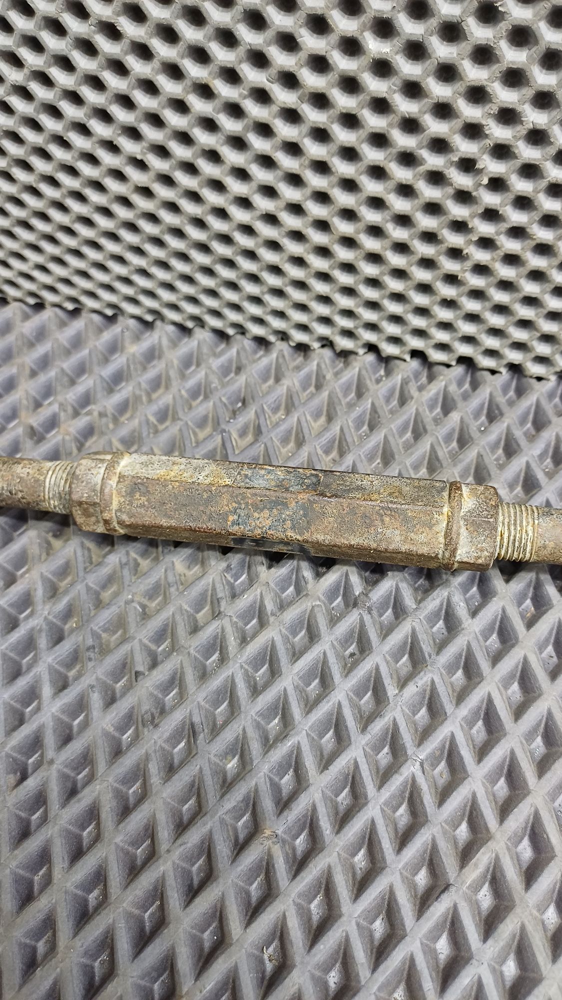 https://ycs.partsauto.market/partsauto-images/thmbs/userImages/c8f07ba63eb5b2f0f6006ea854bf8f7d/part/f9d1022b-6539-4a52-9fbd-8a5e3cb787db_1774423998047.jpg