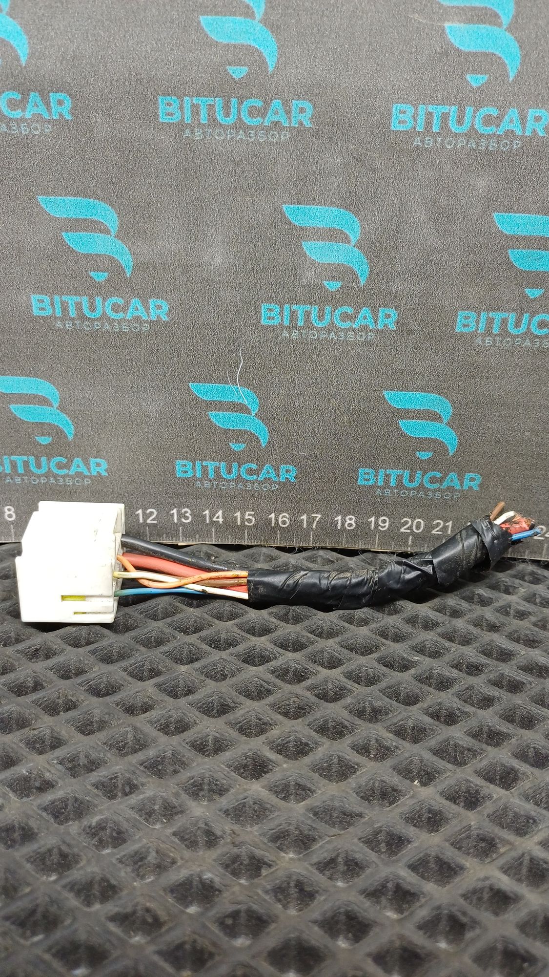 https://ycs.partsauto.market/partsauto-images/thmbs/userImages/c8f07ba63eb5b2f0f6006ea854bf8f7d/part/fa1d5888-dd9a-40d1-8a8f-fb0850926629_1777541239326.jpg