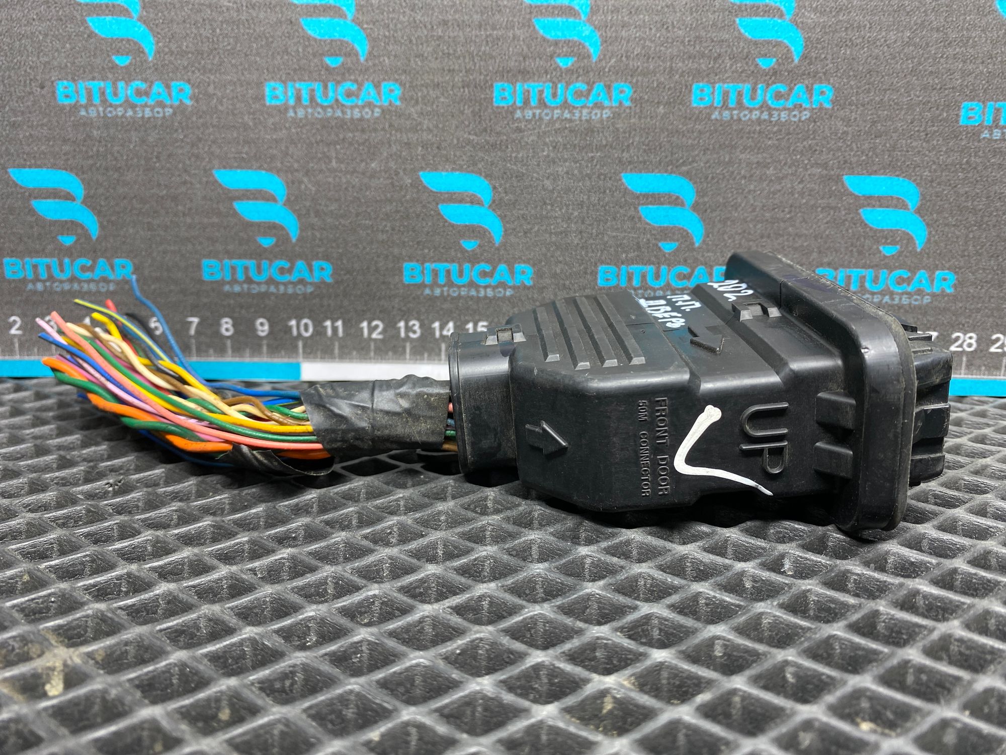 https://ycs.partsauto.market/partsauto-images/thmbs/userImages/c8f07ba63eb5b2f0f6006ea854bf8f7d/part/fa28d878-9552-4fac-81fe-5150099b19a3_1777714105402.jpg