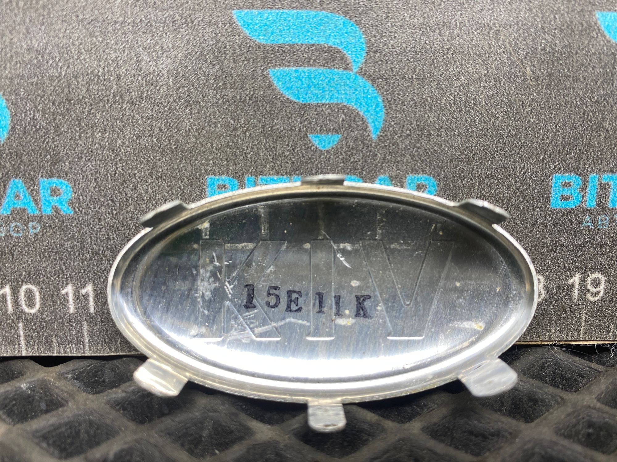 https://ycs.partsauto.market/partsauto-images/thmbs/userImages/c8f07ba63eb5b2f0f6006ea854bf8f7d/part/fa46e976-73f7-49dc-afcb-cdb6d3ee04e9_1777388806942.jpg