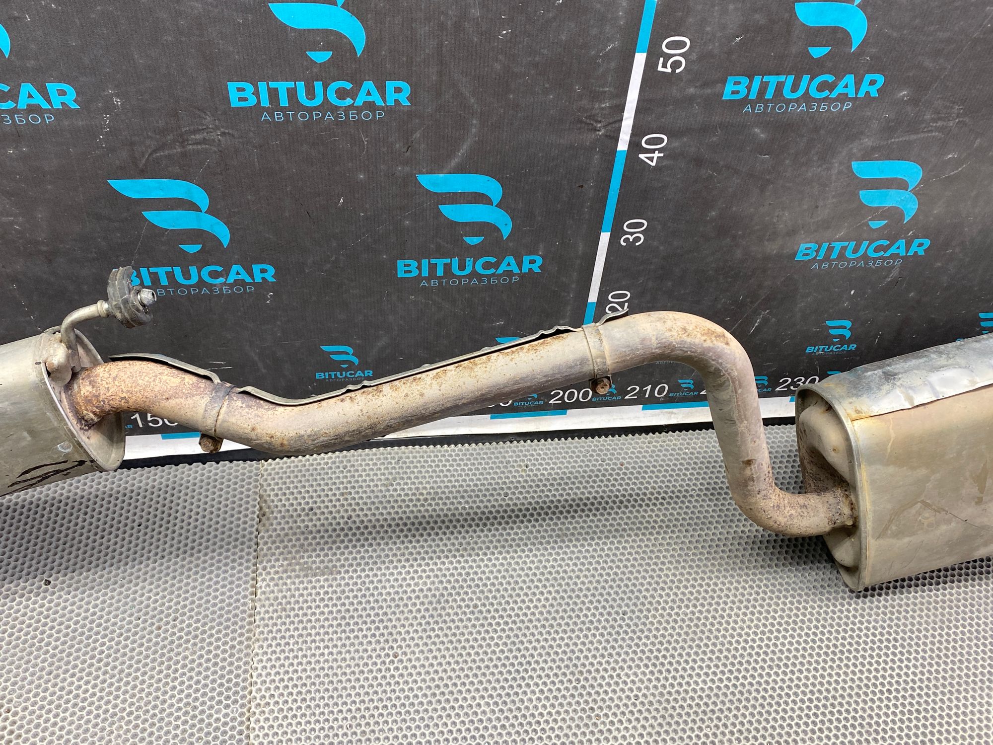 https://ycs.partsauto.market/partsauto-images/thmbs/userImages/c8f07ba63eb5b2f0f6006ea854bf8f7d/part/fb272e5a-8bed-43d5-8cb4-242e8a7e5bb8_1777368990855.jpg