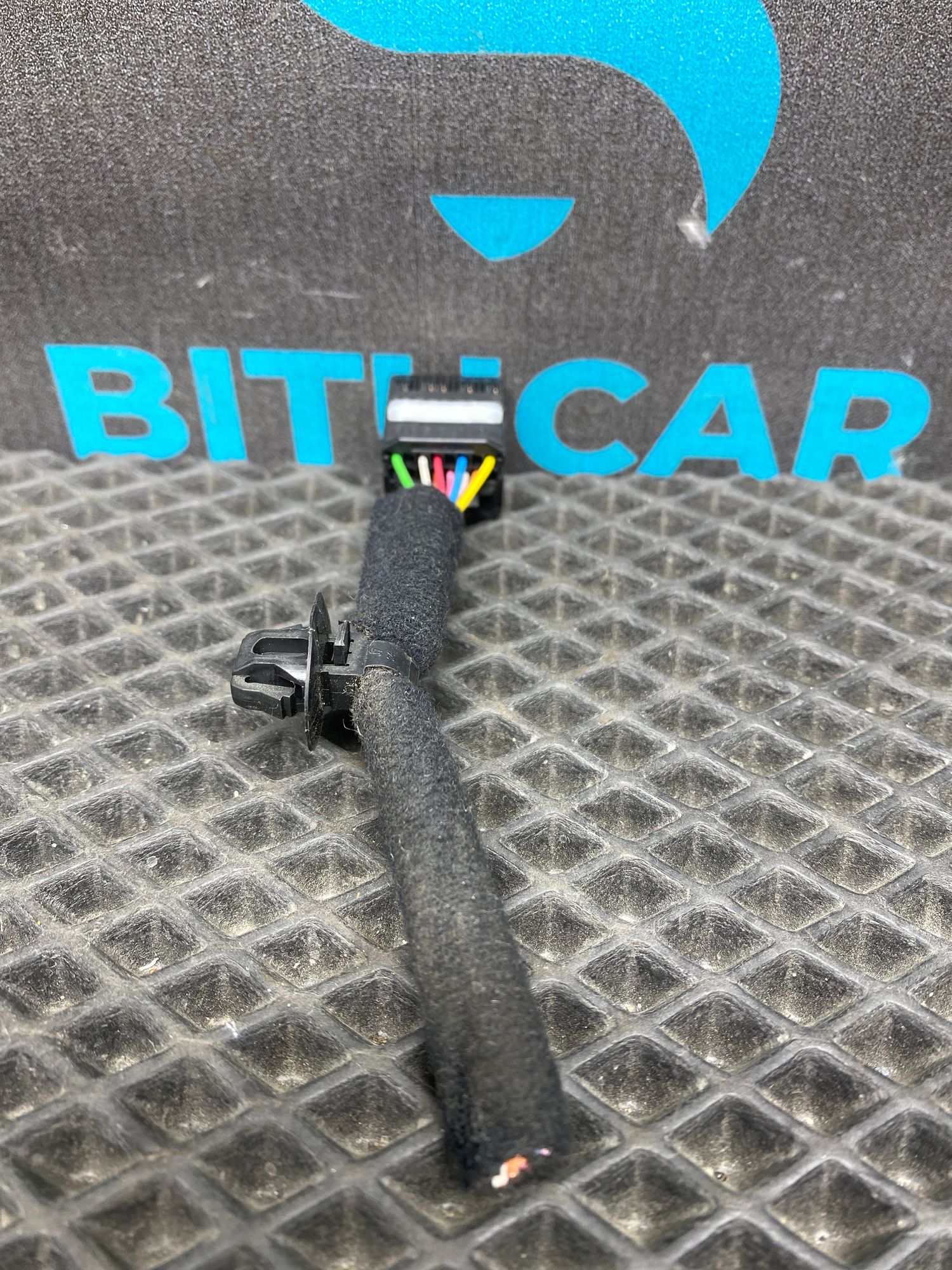 https://ycs.partsauto.market/partsauto-images/thmbs/userImages/c8f07ba63eb5b2f0f6006ea854bf8f7d/part/fbdefd98-9bfb-4adf-ac61-86f5cea1cfc0_1776927786728.jpg