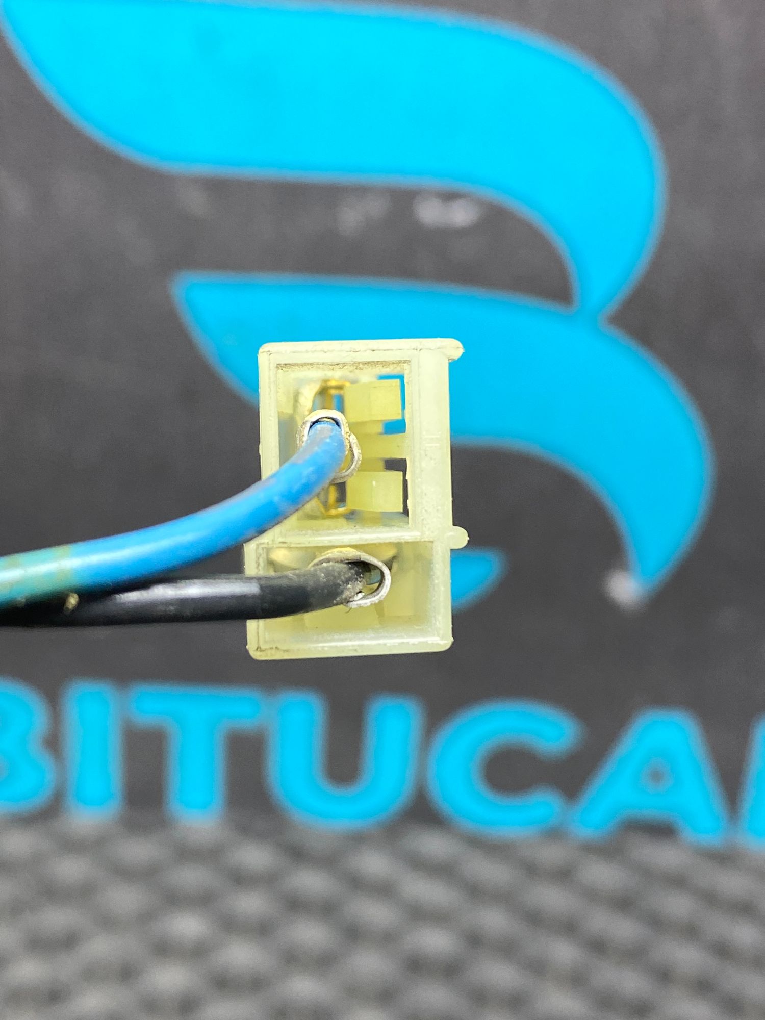 Б/У Фишка розетки прикуривателя Kia Rio 4 (G4FG) 1.6L AT 2021, 499 рублей, Краснодар