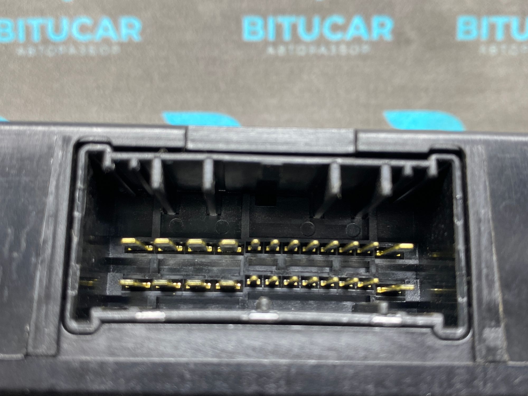 https://ycs.partsauto.market/partsauto-images/thmbs/userImages/c8f07ba63eb5b2f0f6006ea854bf8f7d/part/fcdd39df-41d2-44a3-92ea-8ef5d4d0020e_1777455443349.jpg