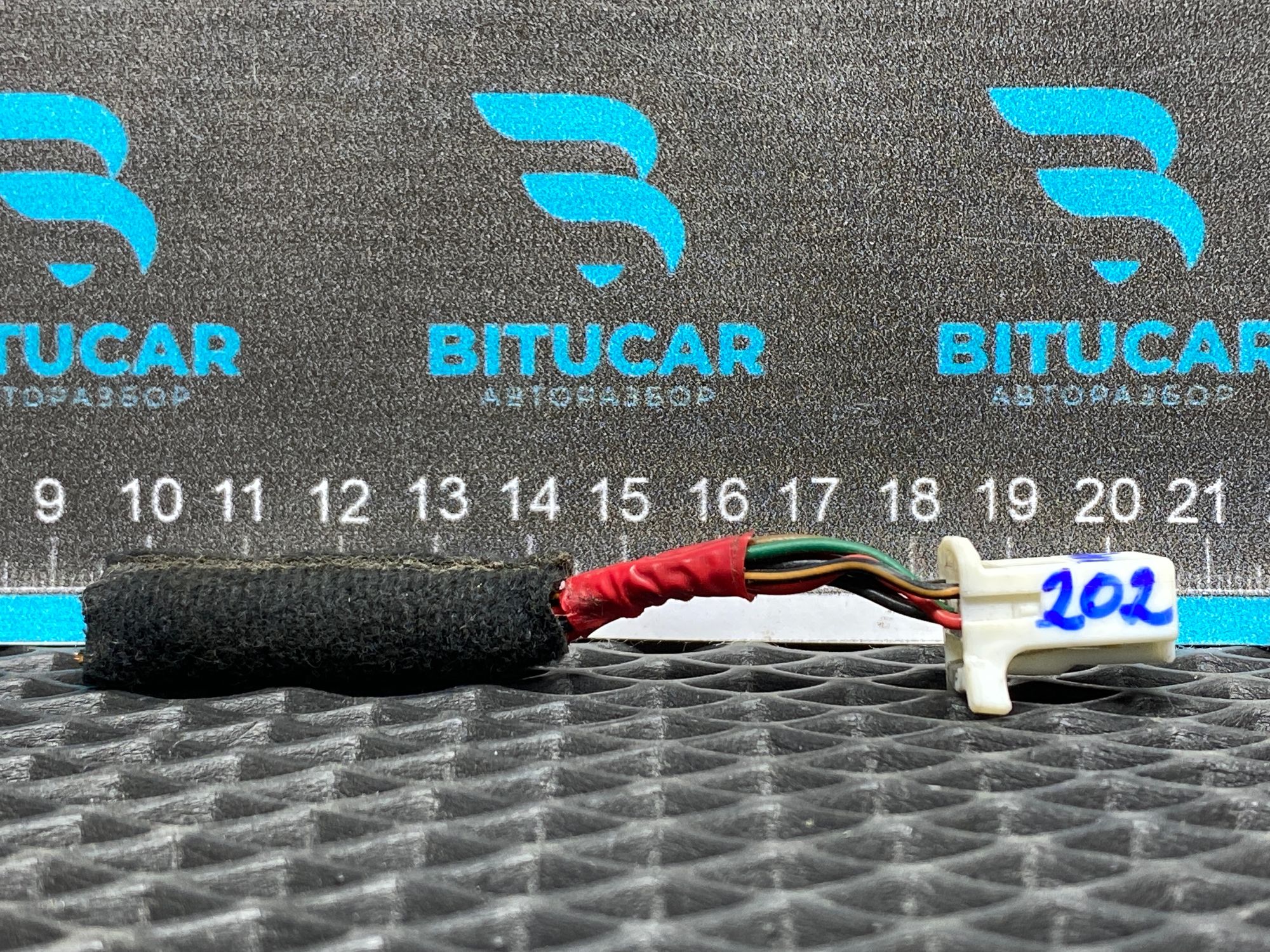 https://ycs.partsauto.market/partsauto-images/thmbs/userImages/c8f07ba63eb5b2f0f6006ea854bf8f7d/part/fd42630a-bf4d-4716-b611-9427644bf4bf_1777723281200.jpg