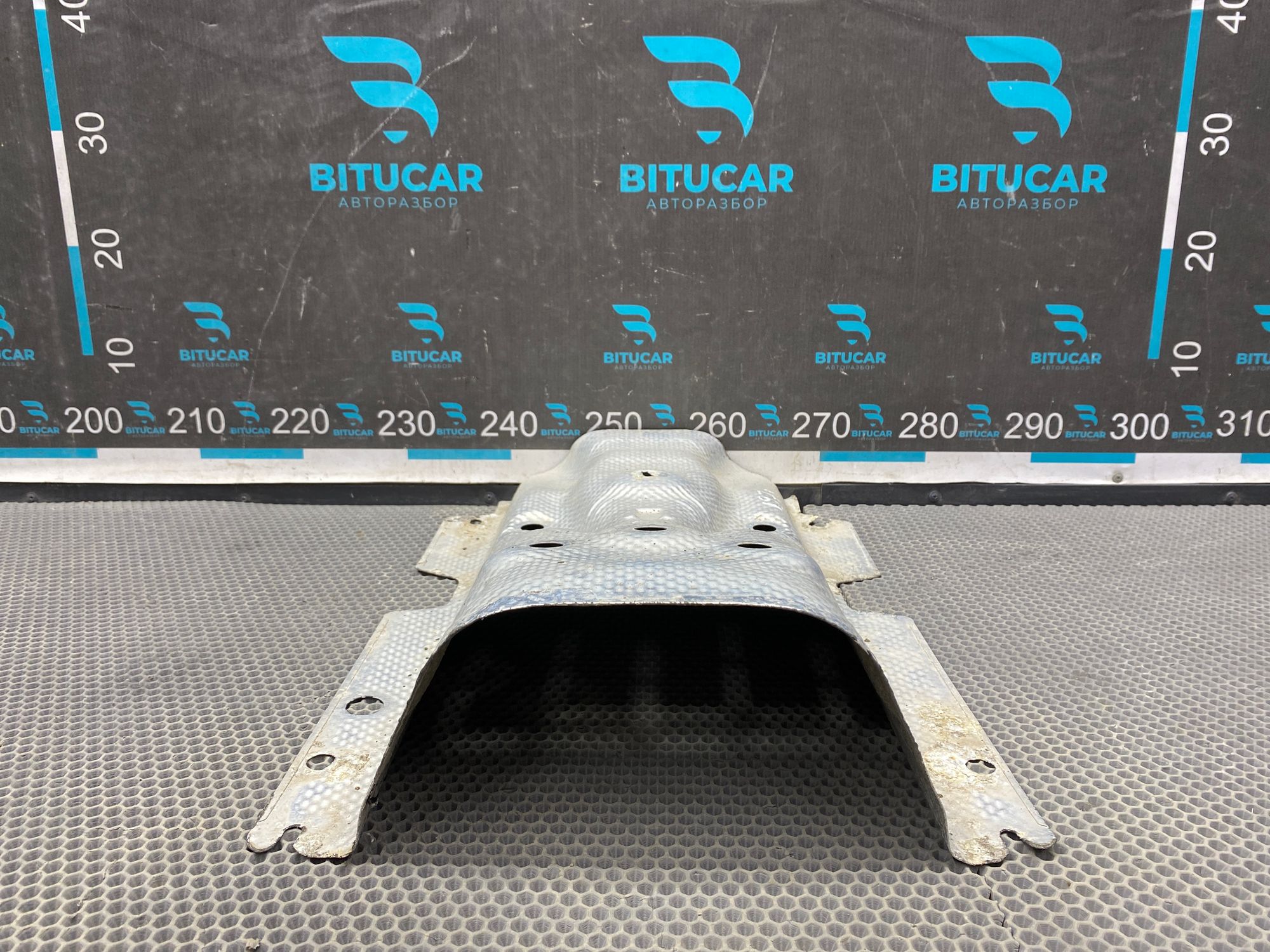 Б/У Экран тепловой глушителя Kia Optima 4 JF (G4KJ) 2.4L AT 2019 GT-Line, 1990 рублей, Краснодар