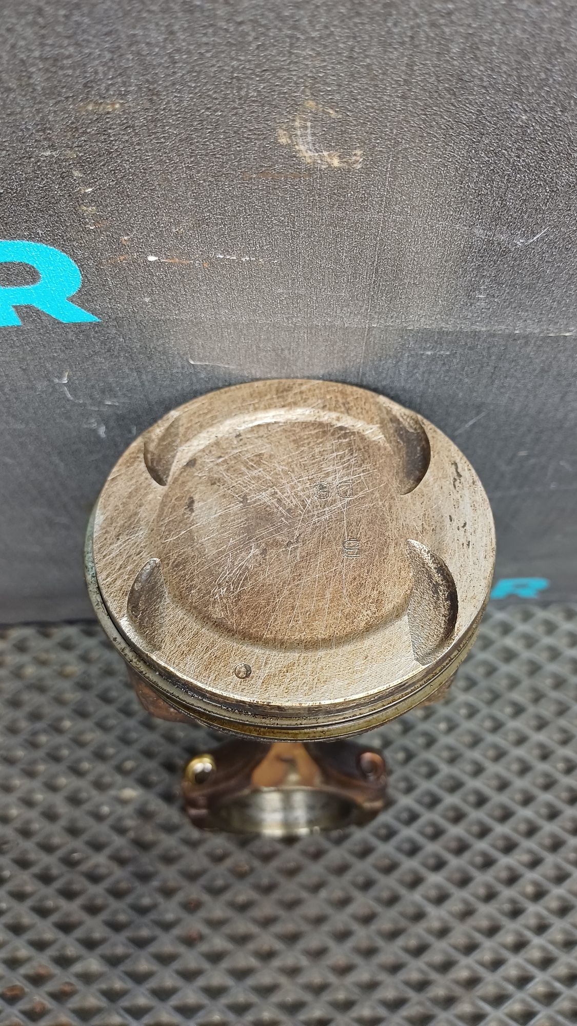 https://ycs.partsauto.market/partsauto-images/thmbs/userImages/c8f07ba63eb5b2f0f6006ea854bf8f7d/part/fd60b507-dd73-44ff-b10c-b36e06b5b9ab_1777196221123.jpg