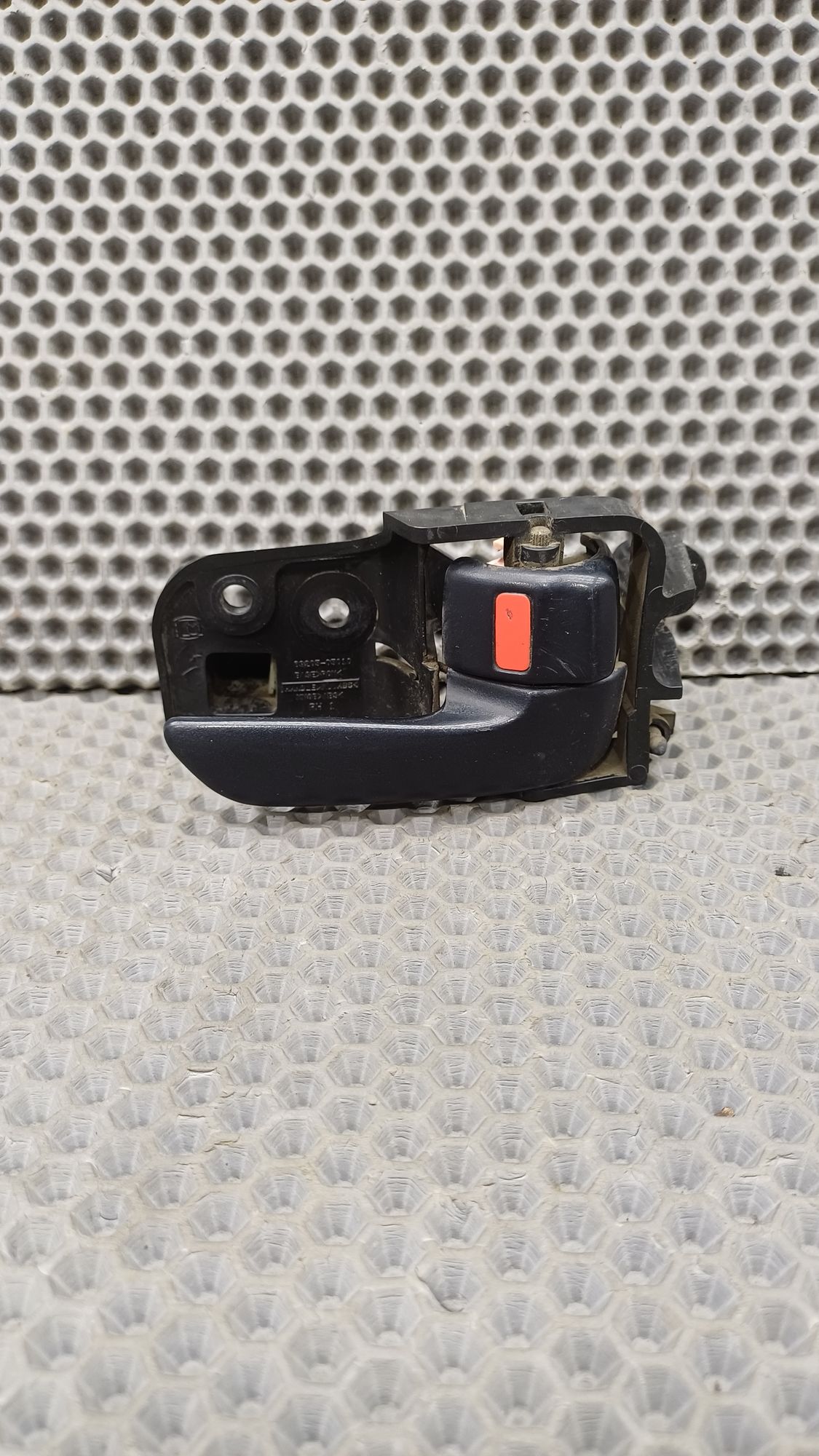 Б/У Ручка двери внутренняя задняя правая Toyota CARINA E 6 дорест. 1992—1996 1994 Зеленый, 499 рублей, Краснодар