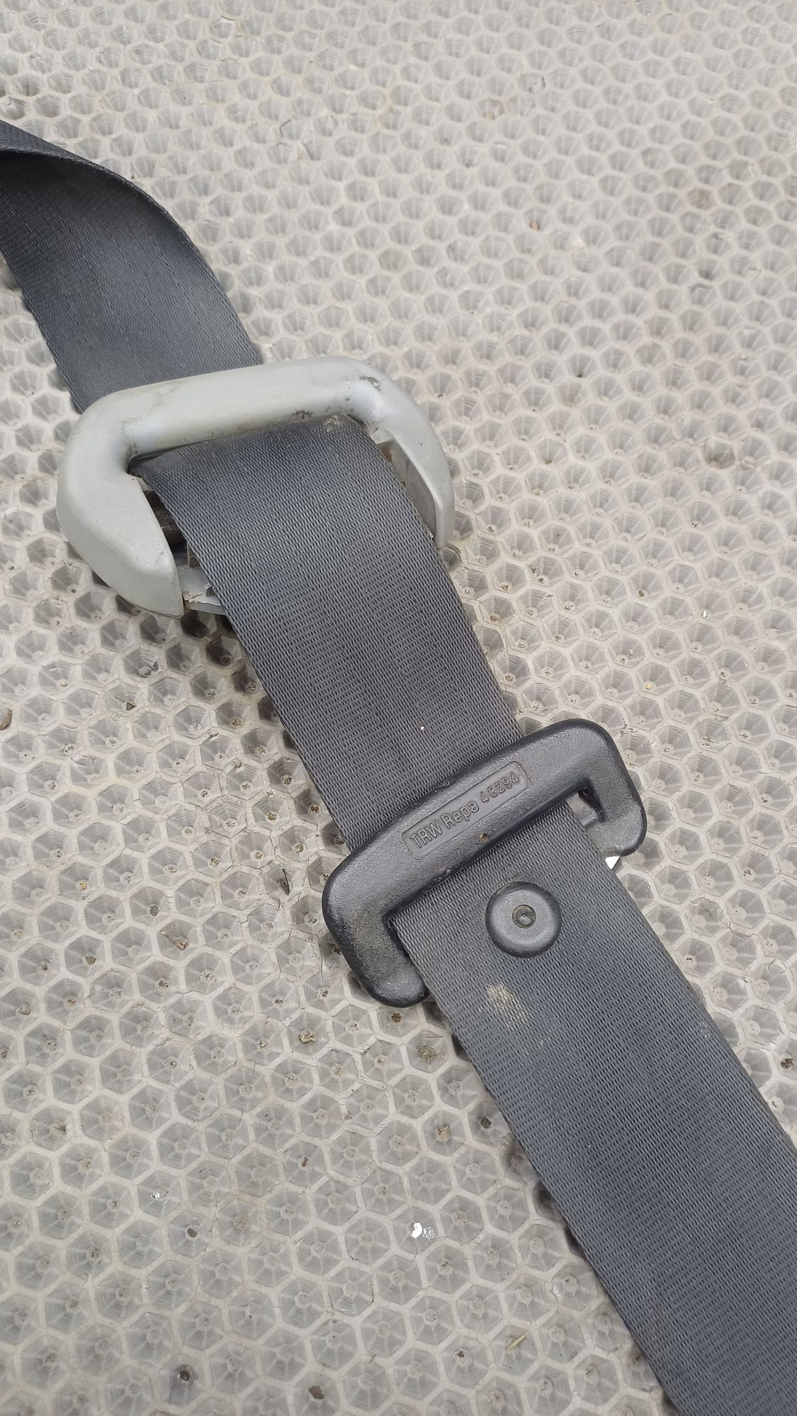 https://ycs.partsauto.market/partsauto-images/thmbs/userImages/c8f07ba63eb5b2f0f6006ea854bf8f7d/part/fe3e9628-f3ac-4ec5-9f1d-0c1b4a09c1b6_1774347649297.jpg