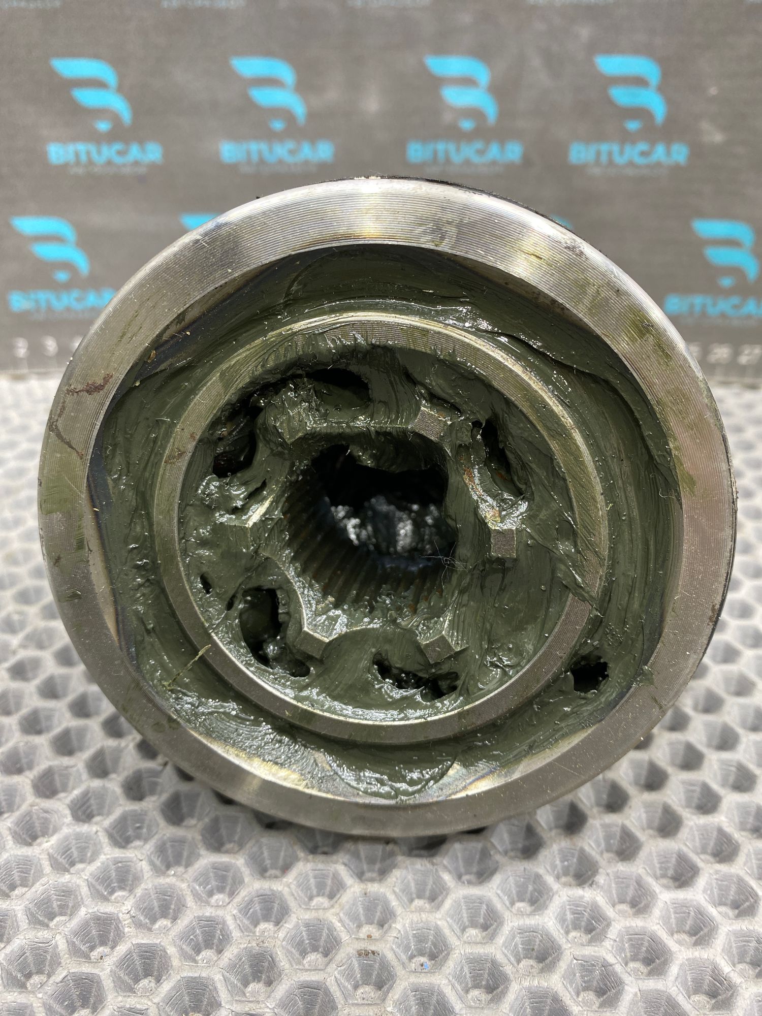 https://ycs.partsauto.market/partsauto-images/thmbs/userImages/c8f07ba63eb5b2f0f6006ea854bf8f7d/part/fe9be091-764d-4670-9078-903c4fa2f89e_1777628440035.jpg