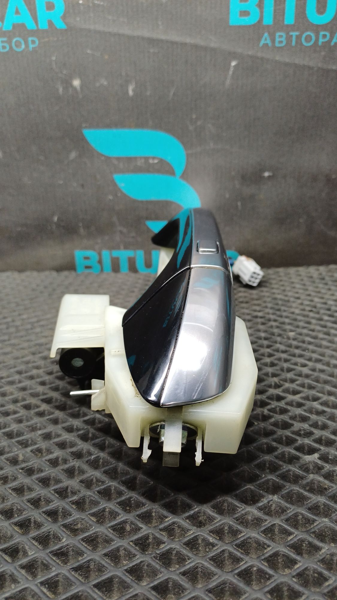 https://ycs.partsauto.market/partsauto-images/thmbs/userImages/c8f07ba63eb5b2f0f6006ea854bf8f7d/part/fec072de-1149-4503-a431-6bef844a4694_1777561150507.jpg