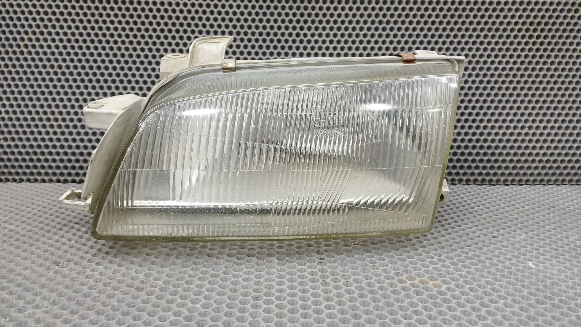 Б/У Фара левая DEPO Toyota CARINA E 6 дорест. 1992—1996 1994 Зеленый, 1990 рублей, Краснодар