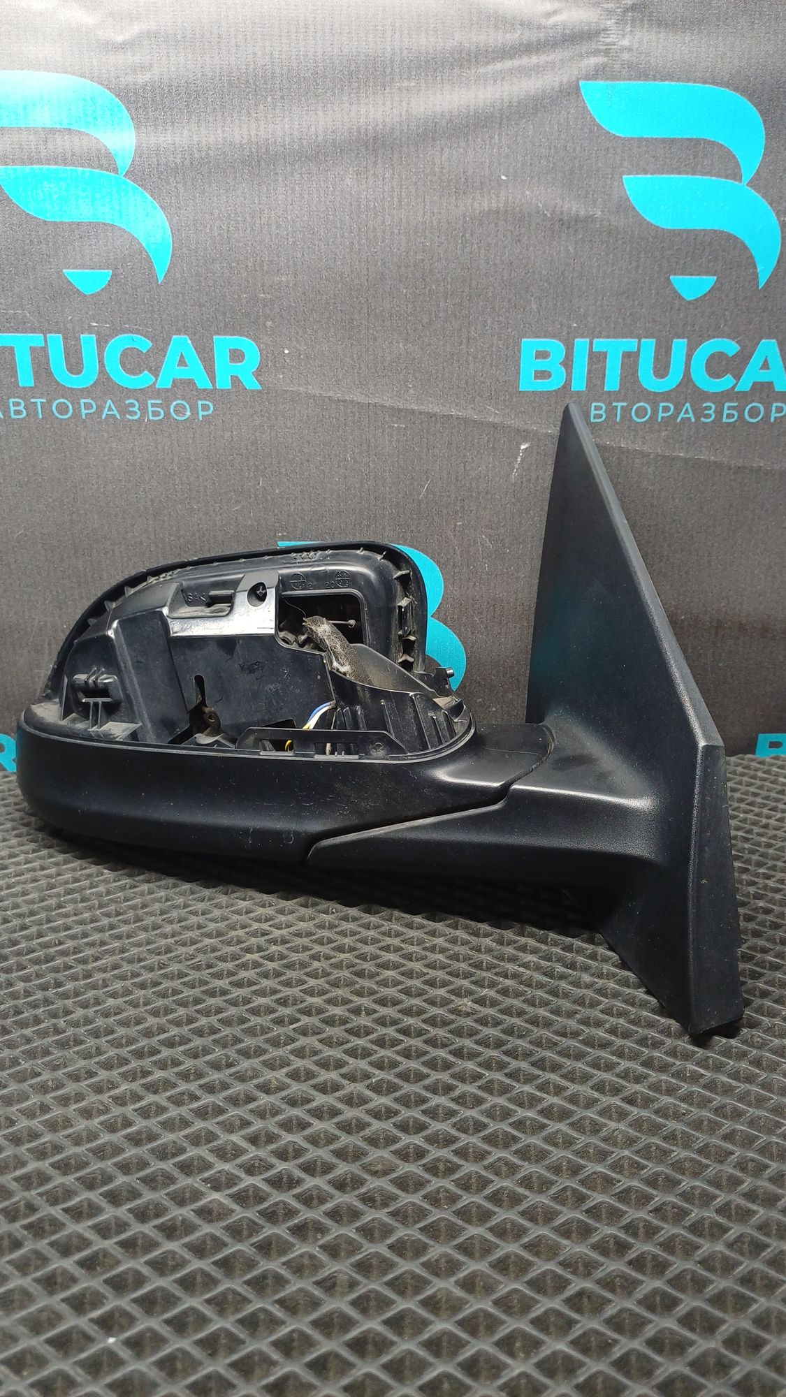 https://ycs.partsauto.market/partsauto-images/thmbs/userImages/c8f07ba63eb5b2f0f6006ea854bf8f7d/part/ff8cac8e-663e-4b9e-9e3b-fda43298a8f8_1776840332664.jpg