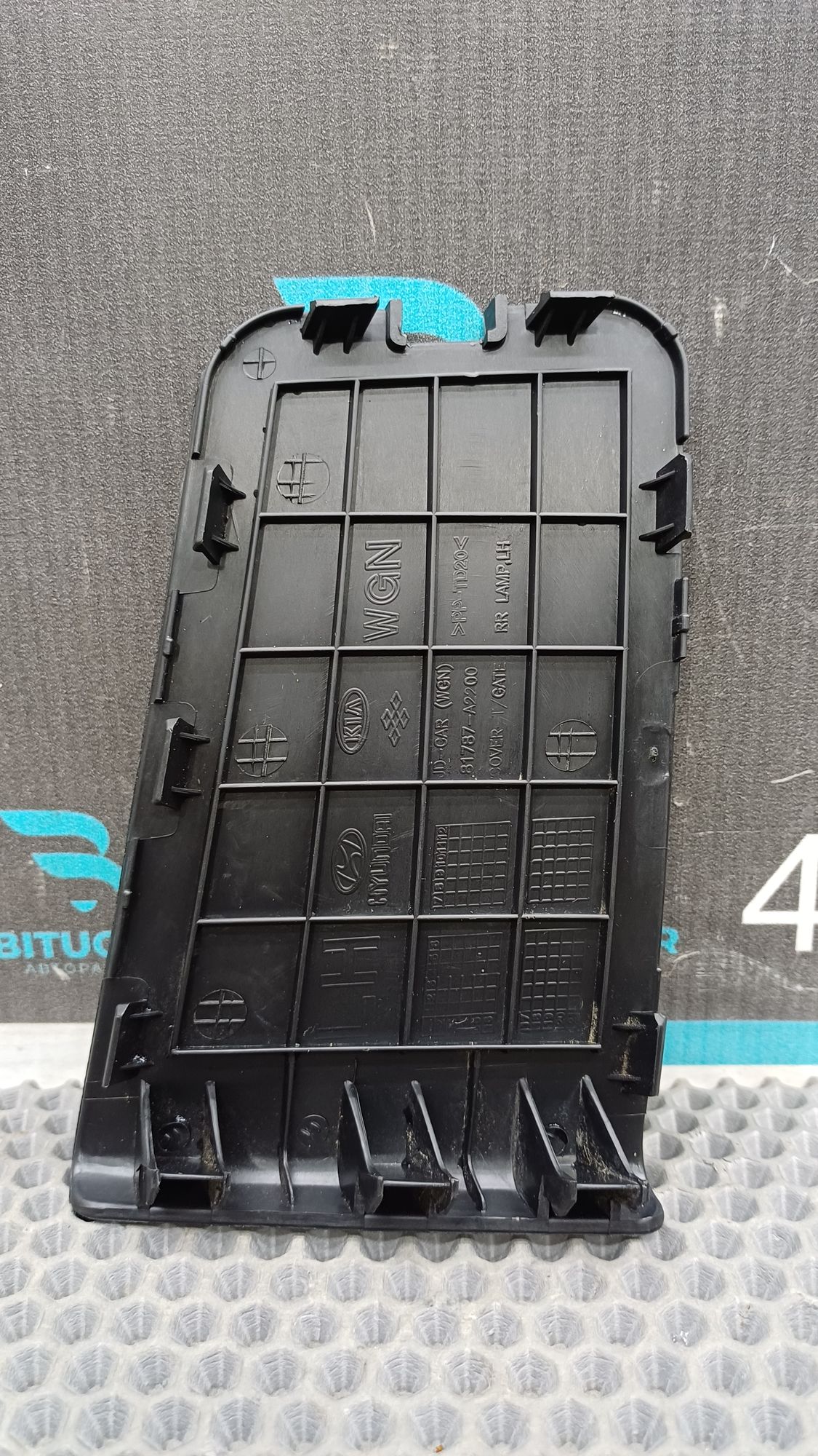 https://ycs.partsauto.market/partsauto-images/thmbs/userImages/c8f07ba63eb5b2f0f6006ea854bf8f7d/part/ffc1fc05-768a-4b40-9532-41b81d2017eb_1777361232844.jpg