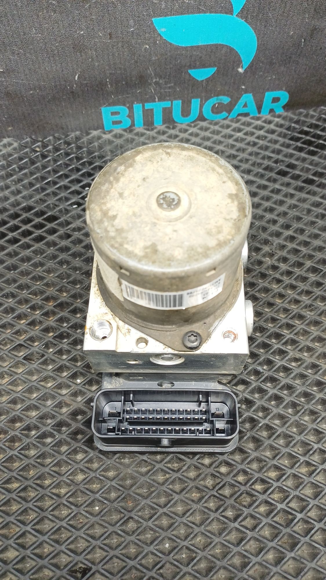 https://ycs.partsauto.market/partsauto-images/thmbs/userImages/c8f07ba63eb5b2f0f6006ea854bf8f7d/part/ffd1b778-2d91-4926-9223-8ee634119be8_1777287397217.jpg