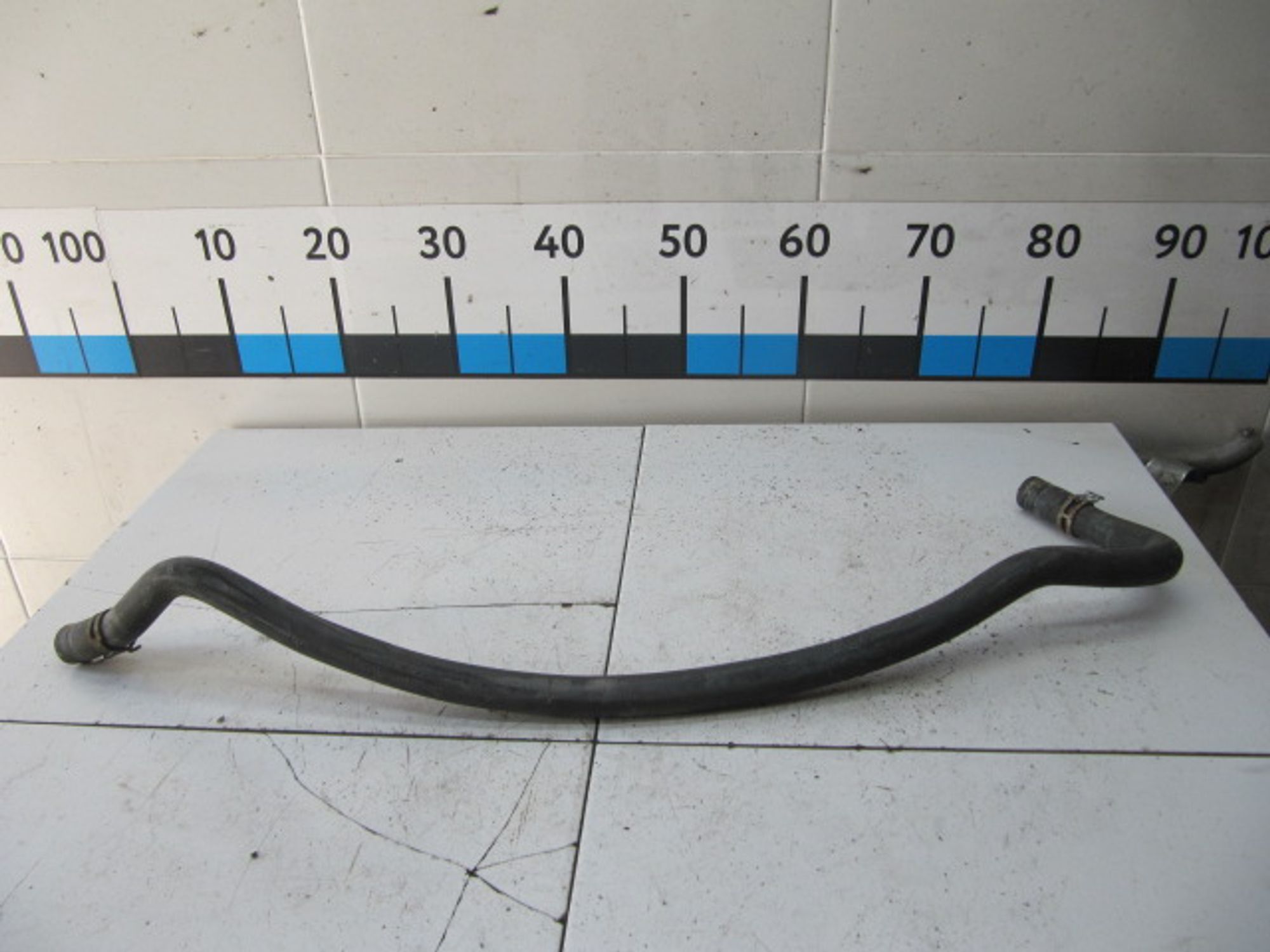 https://ycs.partsauto.market/partsauto-images/thmbs/userImages/c965f73e3dc116a3de96fdbb0ec9ca2a/part/0b73d0c1-f021-40c0-89f1-25a6109e905d_1718374665306.jpg