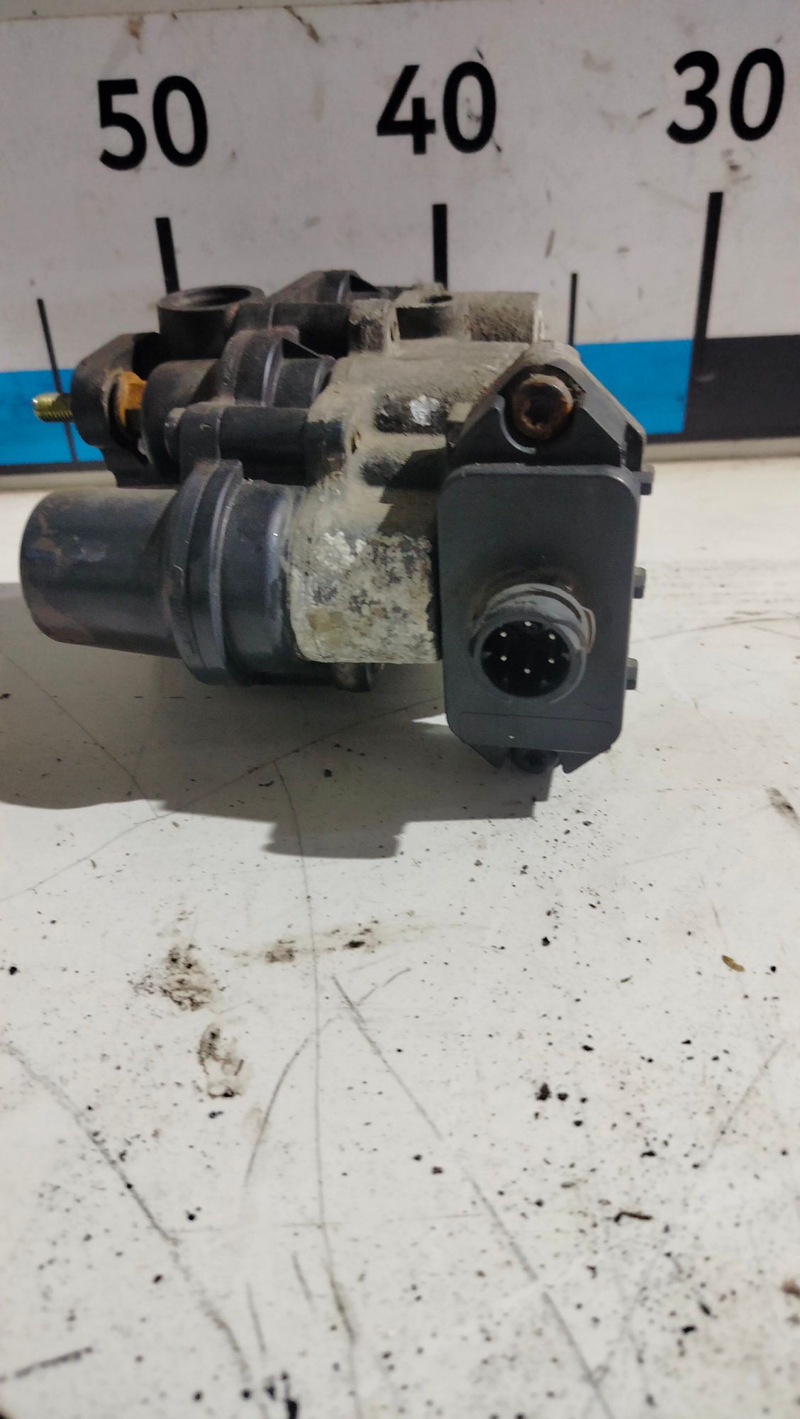 https://ycs.partsauto.market/partsauto-images/thmbs/userImages/c965f73e3dc116a3de96fdbb0ec9ca2a/part/1e67423c-e998-4b58-aeb8-0c7834bb1652_1720597555460.jpg