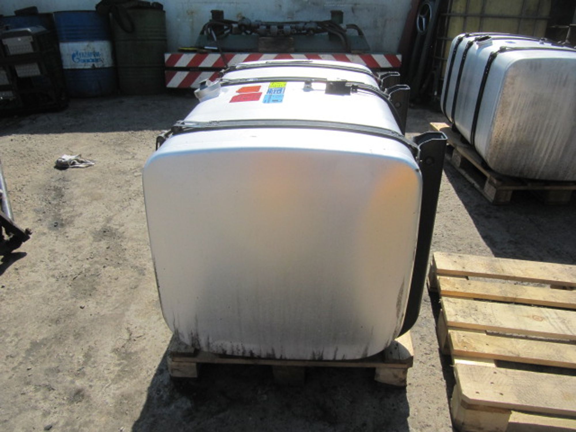 https://ycs.partsauto.market/partsauto-images/thmbs/userImages/c965f73e3dc116a3de96fdbb0ec9ca2a/part/25820148-eaba-4c46-acac-a29baa1f7e01_1717156326397.jpg