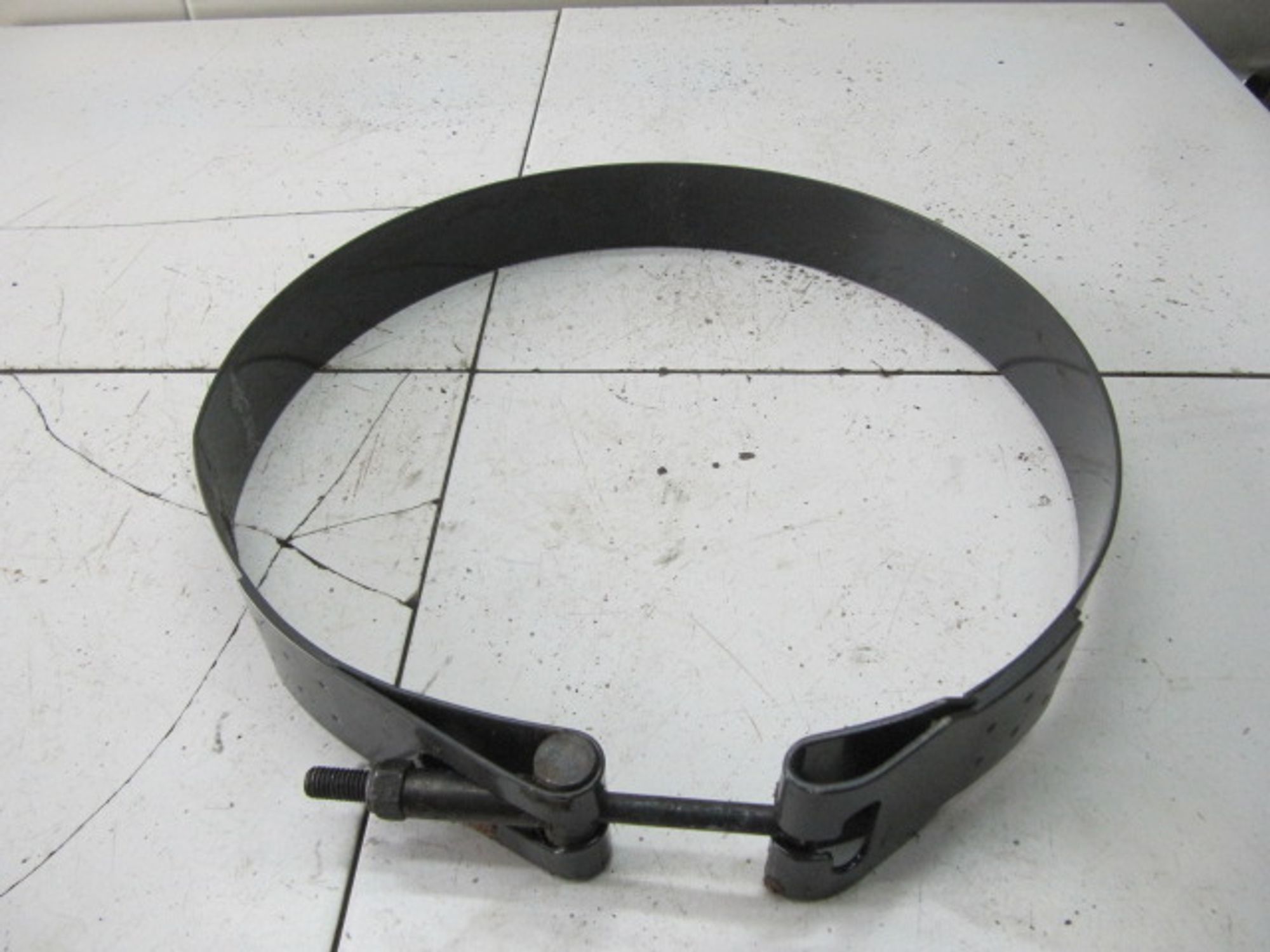 https://ycs.partsauto.market/partsauto-images/thmbs/userImages/c965f73e3dc116a3de96fdbb0ec9ca2a/part/3f548cc7-c011-404b-8df7-e85f792b7260_1718021219618.jpg