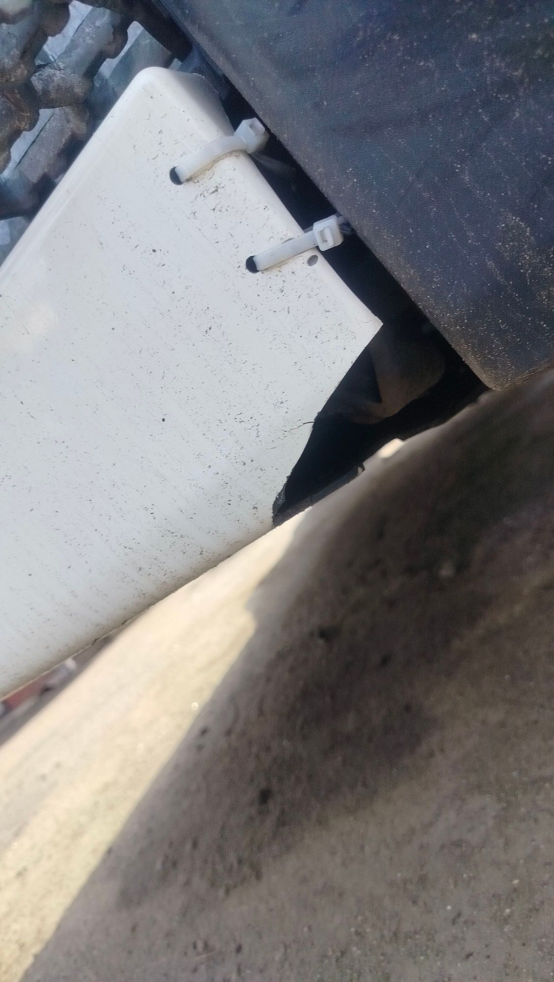 https://ycs.partsauto.market/partsauto-images/thmbs/userImages/c965f73e3dc116a3de96fdbb0ec9ca2a/part/41b619fc-c366-479e-ad84-89e267244cdc_1717488683278.jpg