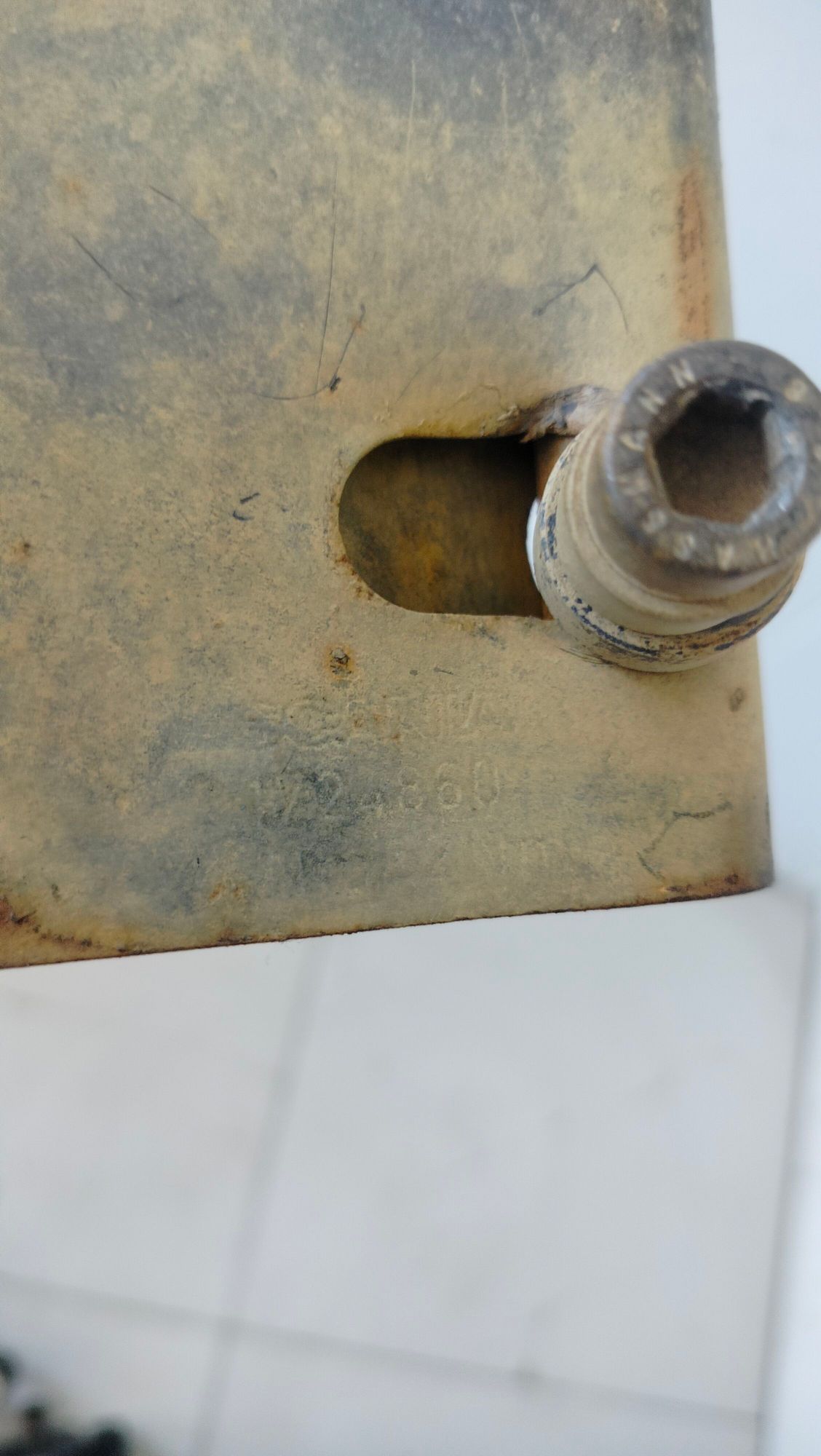 https://ycs.partsauto.market/partsauto-images/thmbs/userImages/c965f73e3dc116a3de96fdbb0ec9ca2a/part/50a37207-a5a6-4ef1-b481-4c5fe071f0d3_1716884722532.jpg