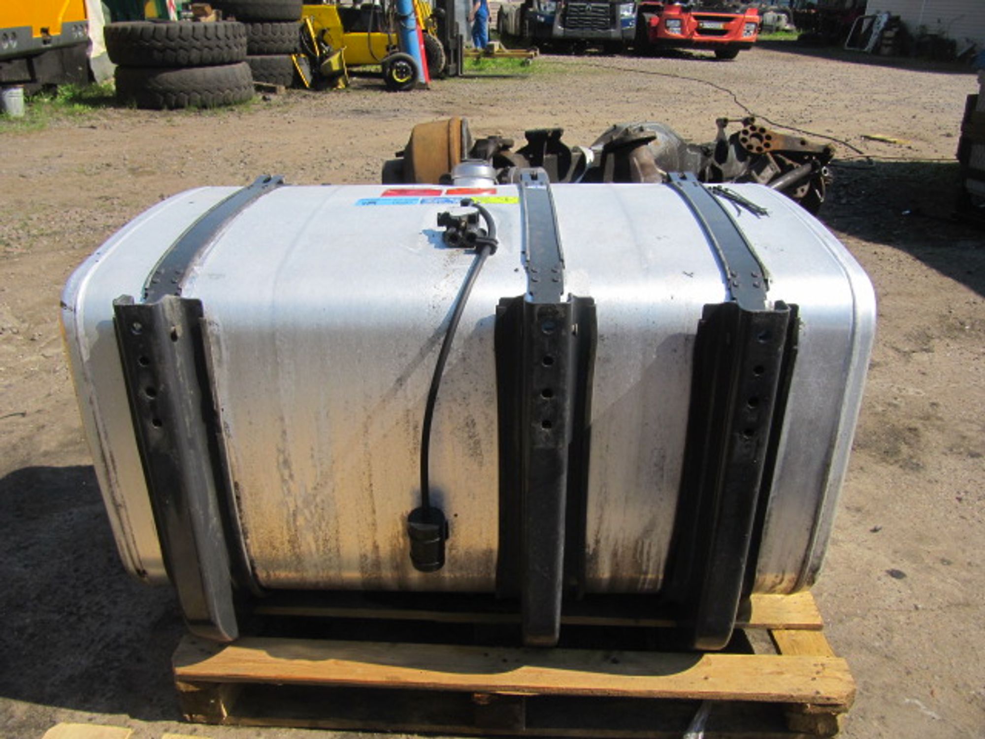 https://ycs.partsauto.market/partsauto-images/thmbs/userImages/c965f73e3dc116a3de96fdbb0ec9ca2a/part/5461f5a5-58b0-4428-9784-253b95762a59_1717156326550.jpg