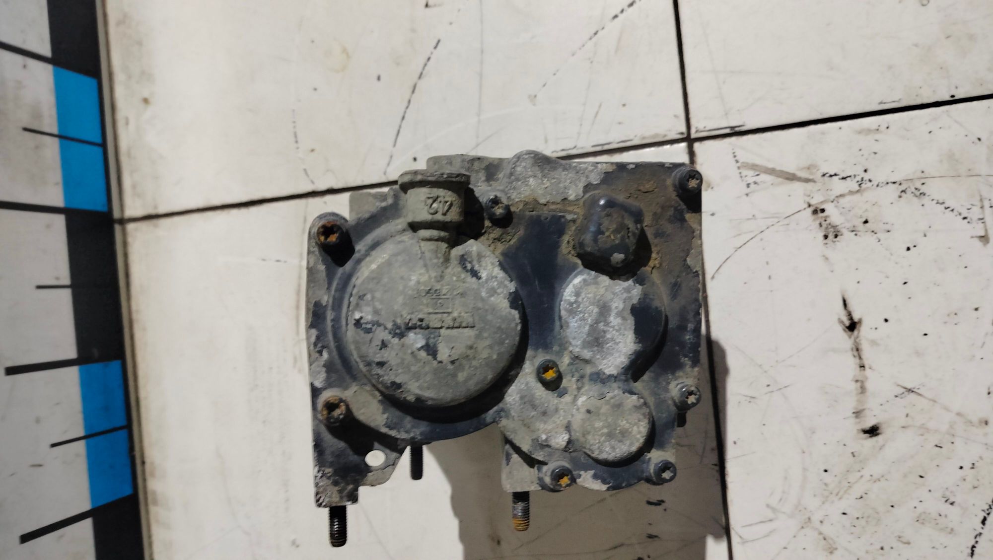 https://ycs.partsauto.market/partsauto-images/thmbs/userImages/c965f73e3dc116a3de96fdbb0ec9ca2a/part/6f033963-bc4c-4fdb-b3c4-fc63db53b82b_1720598467220.jpg