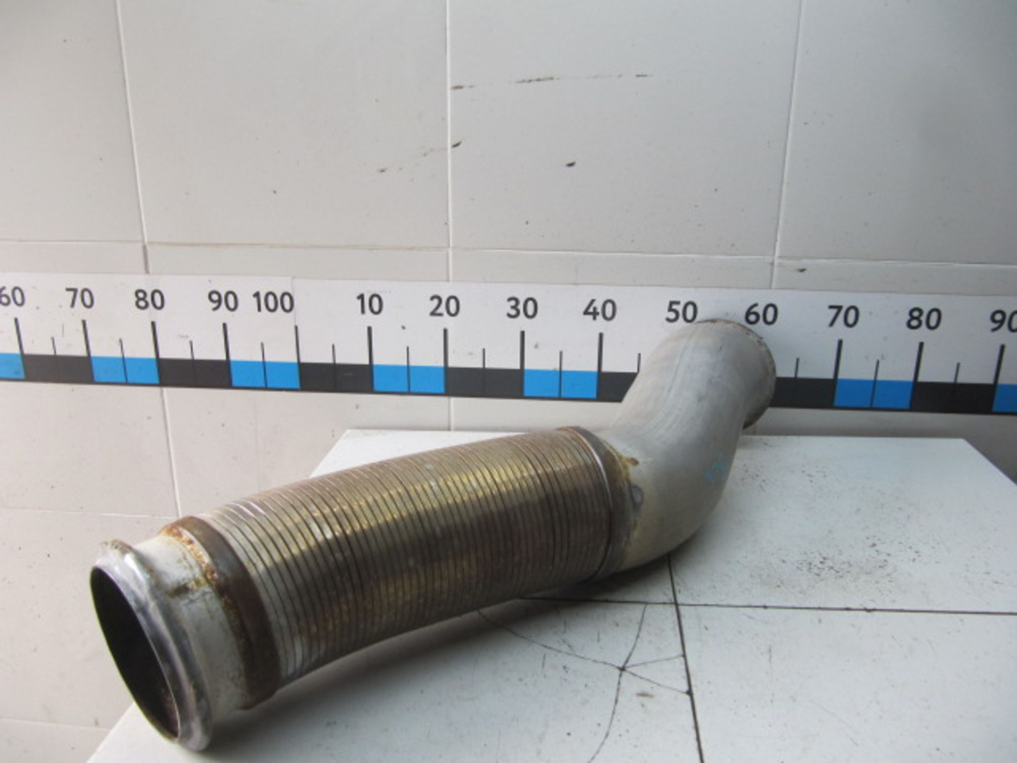 https://ycs.partsauto.market/partsauto-images/thmbs/userImages/c965f73e3dc116a3de96fdbb0ec9ca2a/part/7c1ebc7e-3f13-4197-9251-c76fb3995d1b_1712665065876.jpg