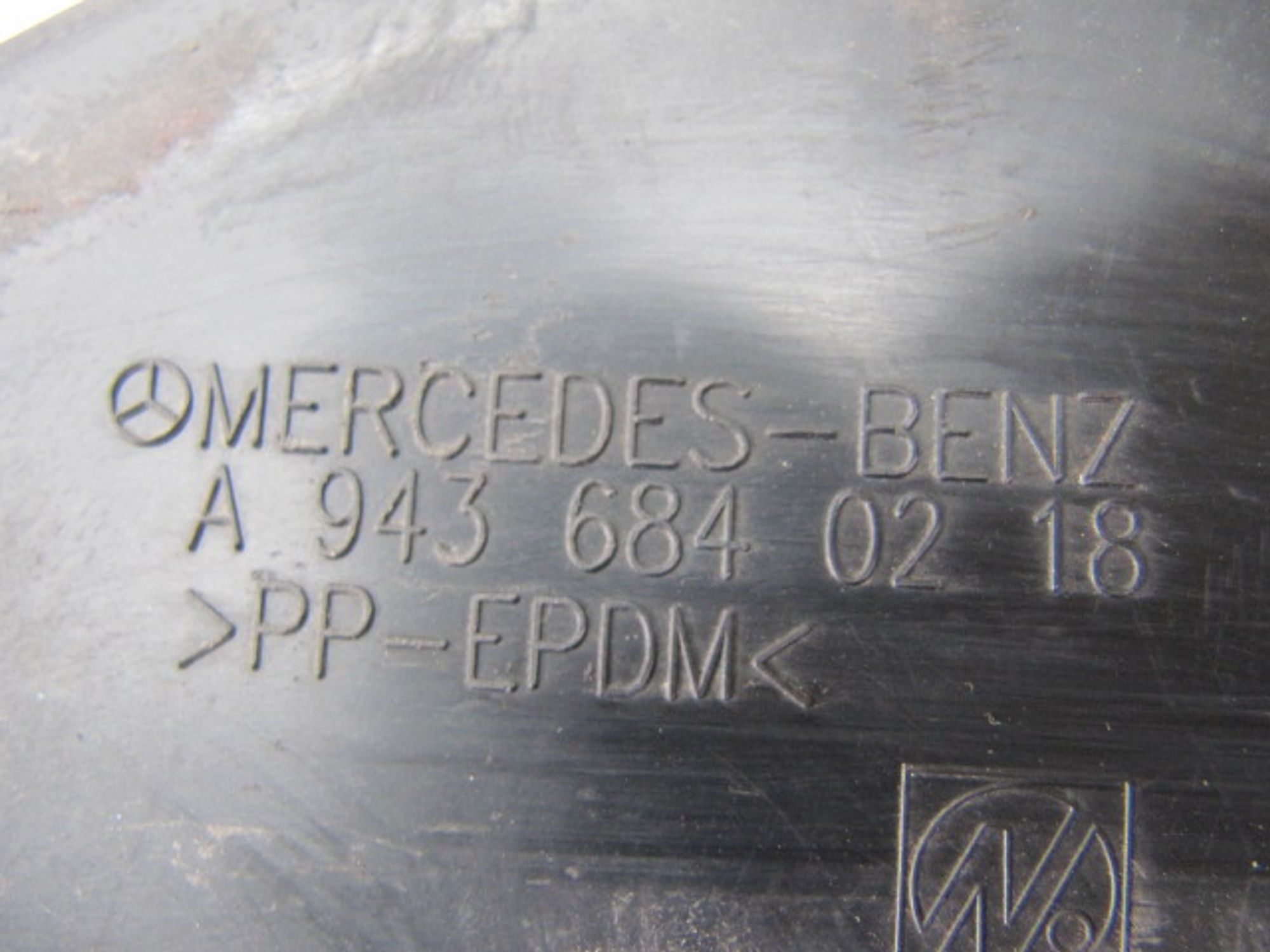 https://ycs.partsauto.market/partsauto-images/thmbs/userImages/c965f73e3dc116a3de96fdbb0ec9ca2a/part/a92762b0-7c3c-45e8-a4ca-3b247fd97877_1712325123427.jpg