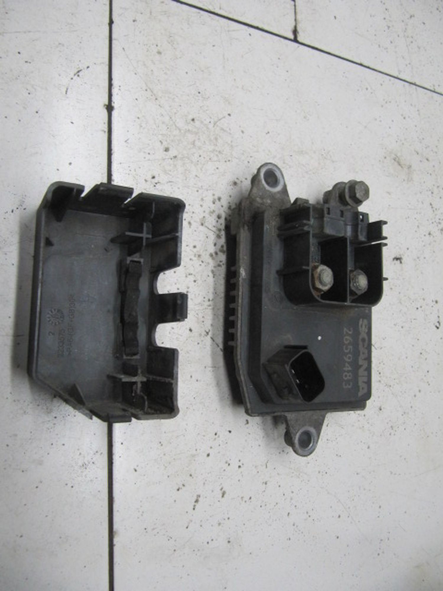 https://ycs.partsauto.market/partsauto-images/thmbs/userImages/c965f73e3dc116a3de96fdbb0ec9ca2a/part/a9f56721-dfda-4f19-87bc-3fe93f218b96_1717146220168.jpg