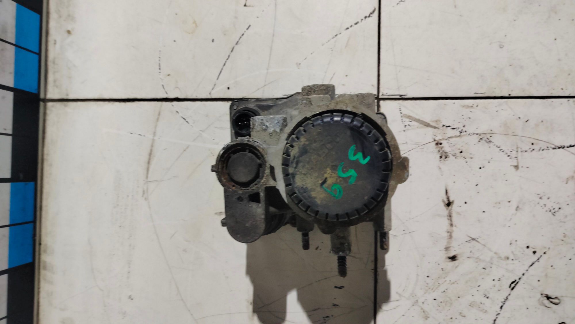 https://ycs.partsauto.market/partsauto-images/thmbs/userImages/c965f73e3dc116a3de96fdbb0ec9ca2a/part/dc9f8da0-1cc9-4244-aa49-e40814341692_1720598465490.jpg