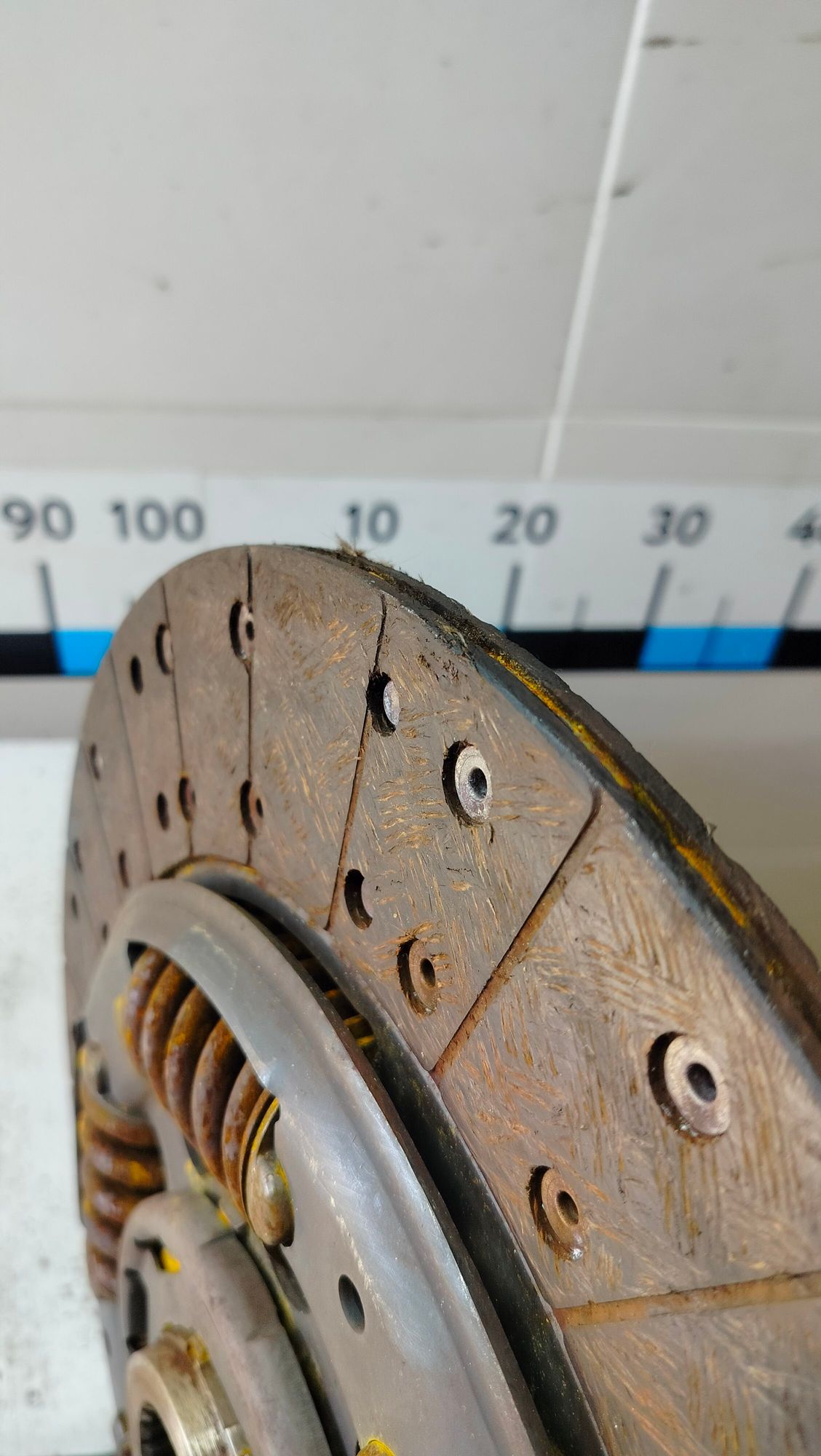 https://ycs.partsauto.market/partsauto-images/thmbs/userImages/c965f73e3dc116a3de96fdbb0ec9ca2a/part/e9b8ebae-f6bd-4be9-9933-78d0dac107bf_1720618788882.jpg
