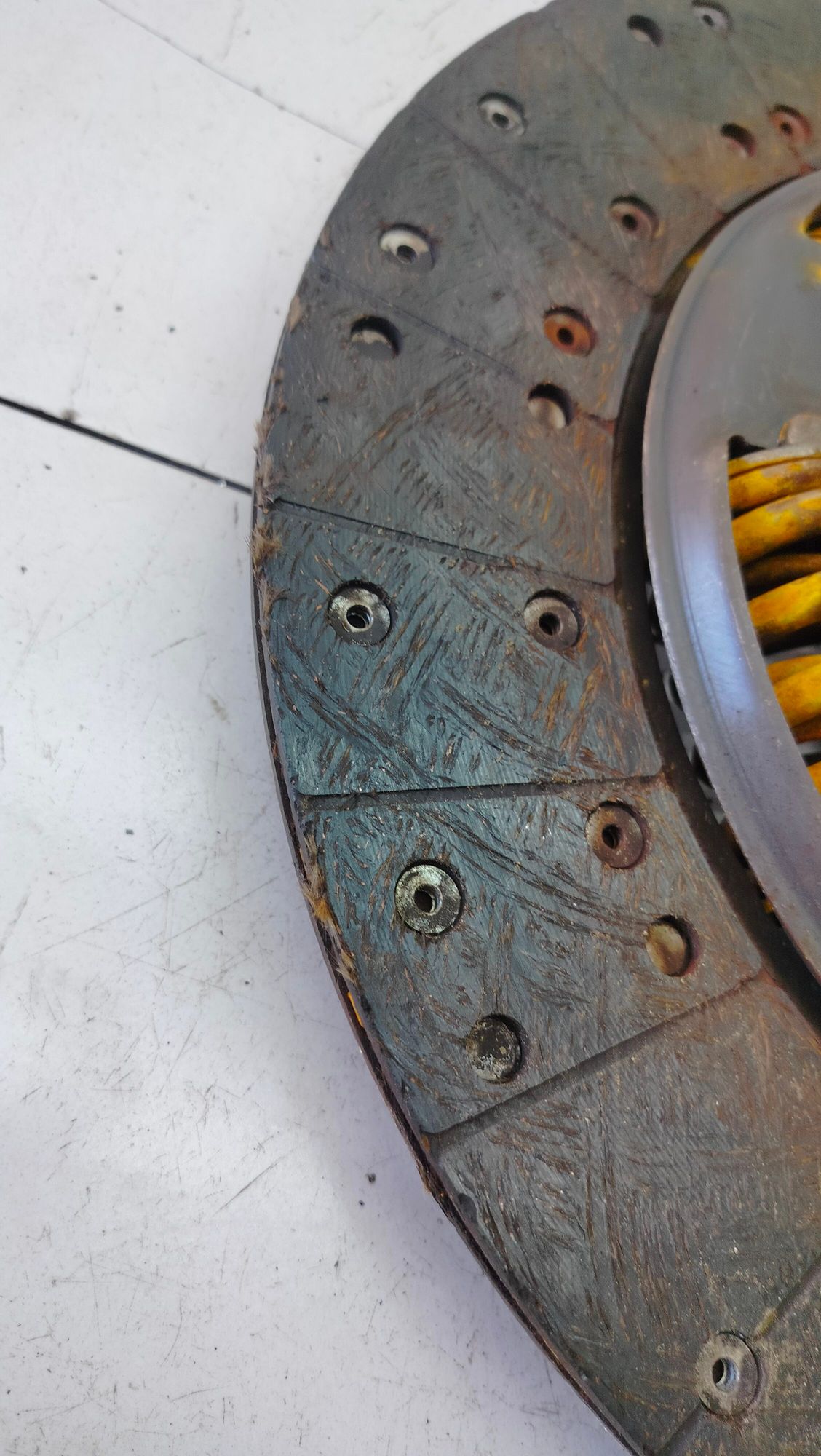 https://ycs.partsauto.market/partsauto-images/thmbs/userImages/c965f73e3dc116a3de96fdbb0ec9ca2a/part/f93ba22e-2f19-4e46-8833-debb24c06c99_1720618786636.jpg