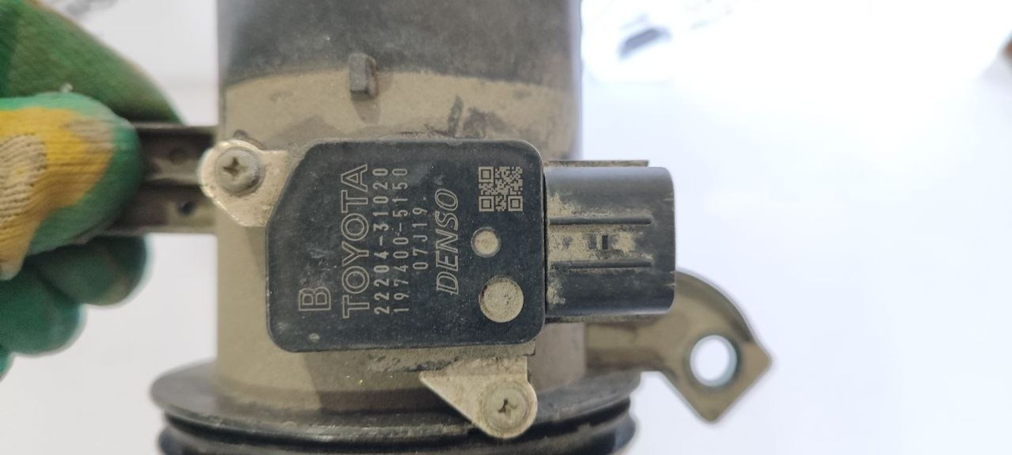 https://ycs.partsauto.market/partsauto-images/thmbs/userImages/cb9901e562a4f410bd4f9bf80c21d094/part/0274148d-b15e-4844-a1b1-10df170f60ea_1777361462546.jpg