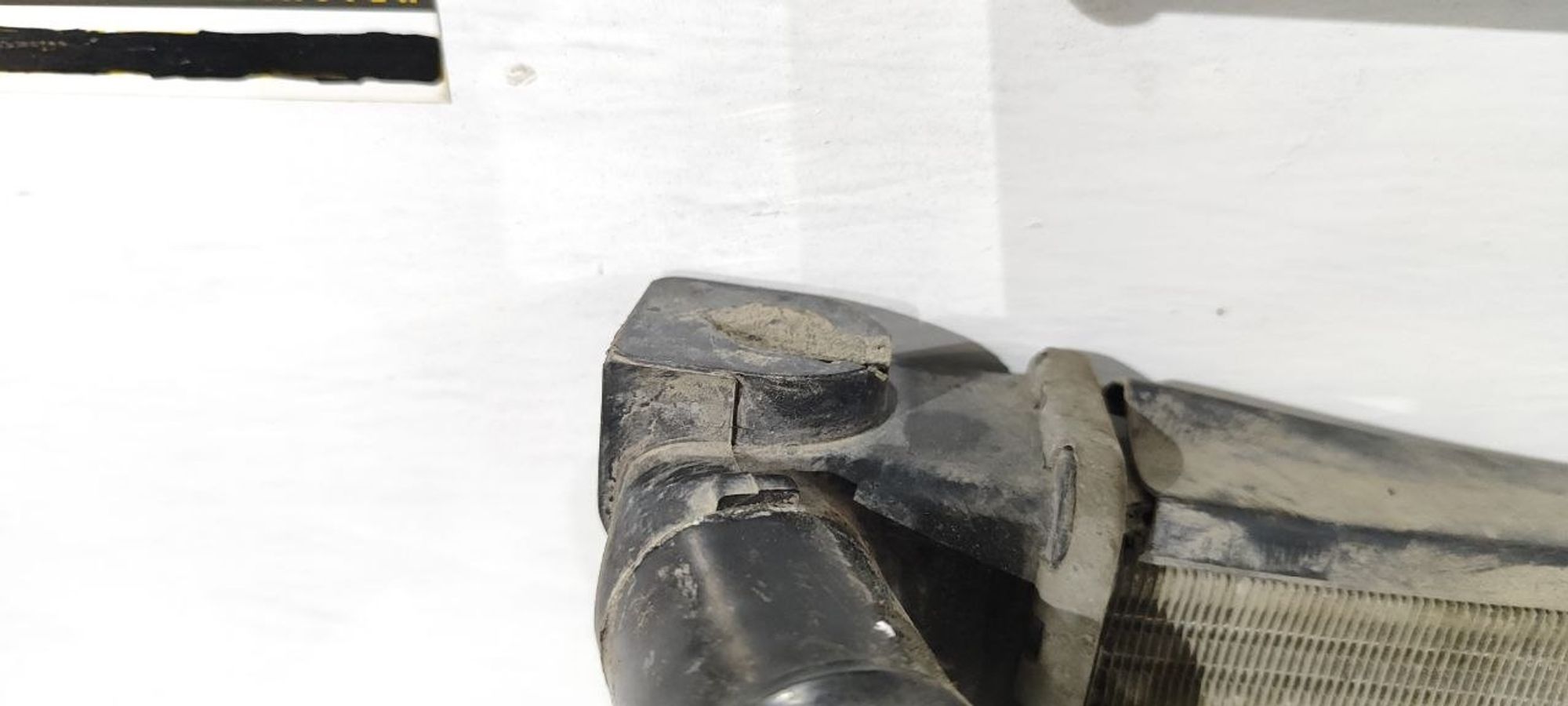 https://ycs.partsauto.market/partsauto-images/thmbs/userImages/cb9901e562a4f410bd4f9bf80c21d094/part/0e8e5f0b-720a-4843-8c2b-92457d042893_1775474576140.jpg