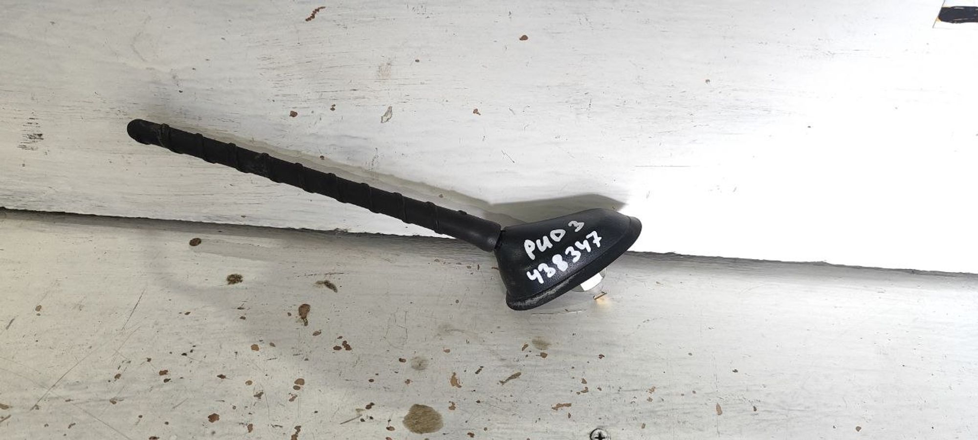https://ycs.partsauto.market/partsauto-images/thmbs/userImages/cb9901e562a4f410bd4f9bf80c21d094/part/166a5396-d5ca-416d-9771-865c369a645f_1775729194056.jpg